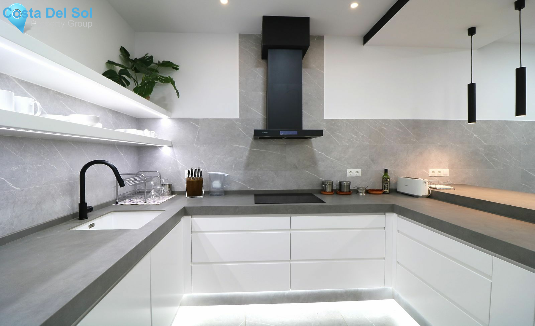 Middle Floor Apartment in Los Boliches-1396753