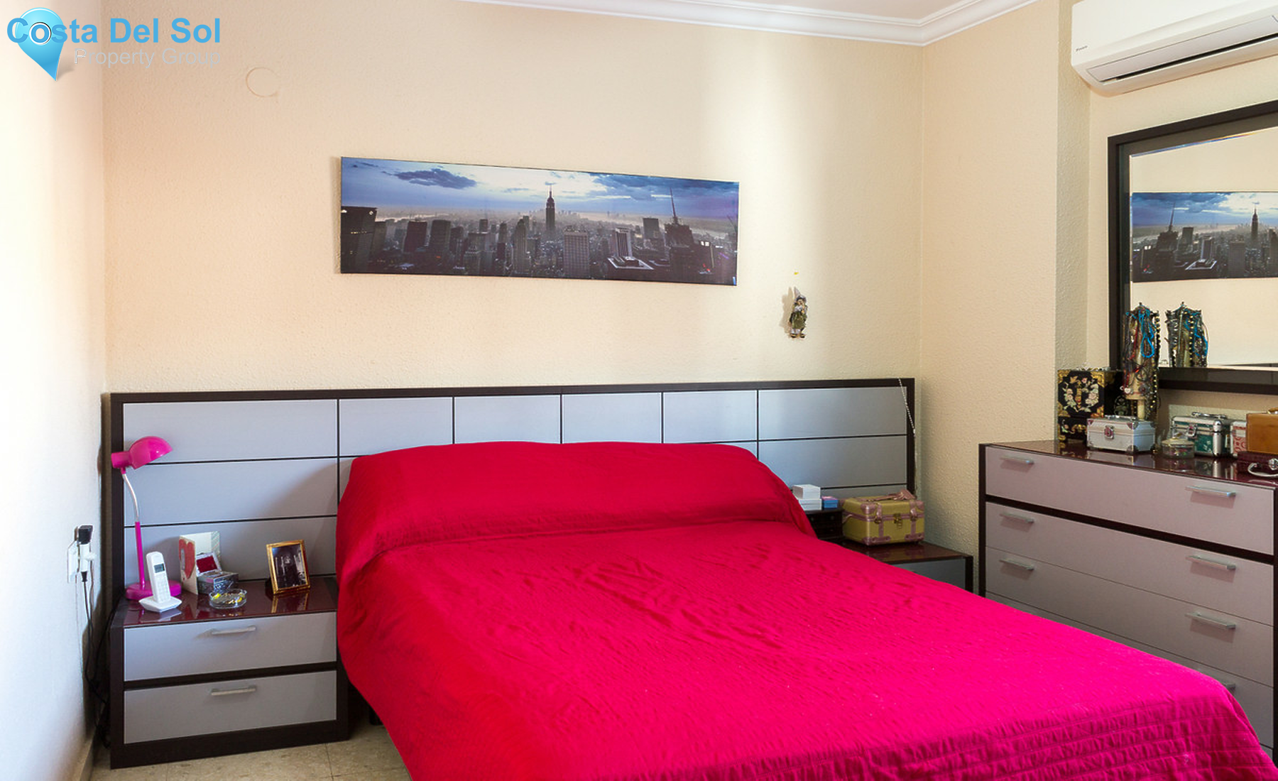 Middle Floor Apartment in Malaga Centro-1450959