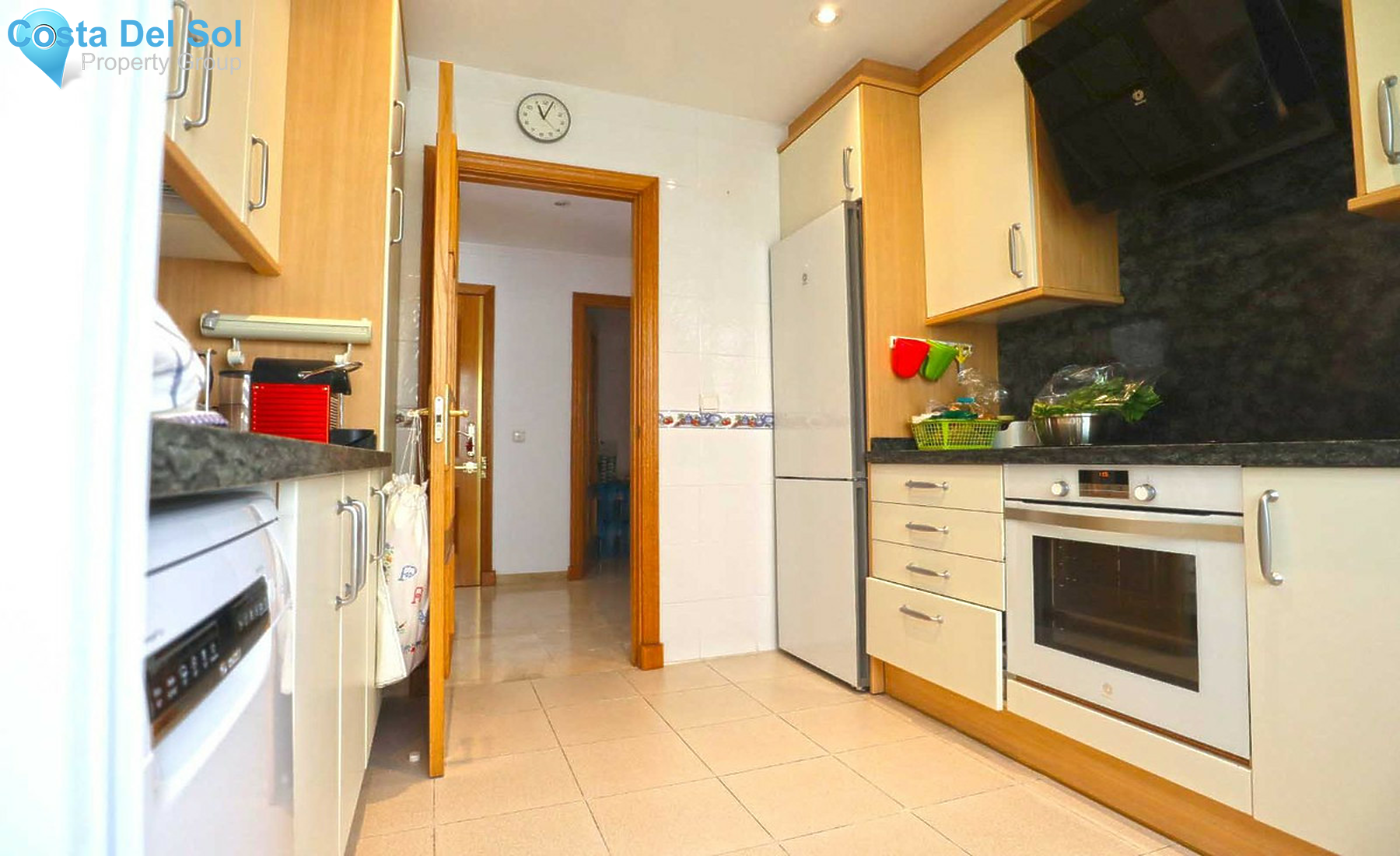 Middle Floor Apartment in Marbella-1273184