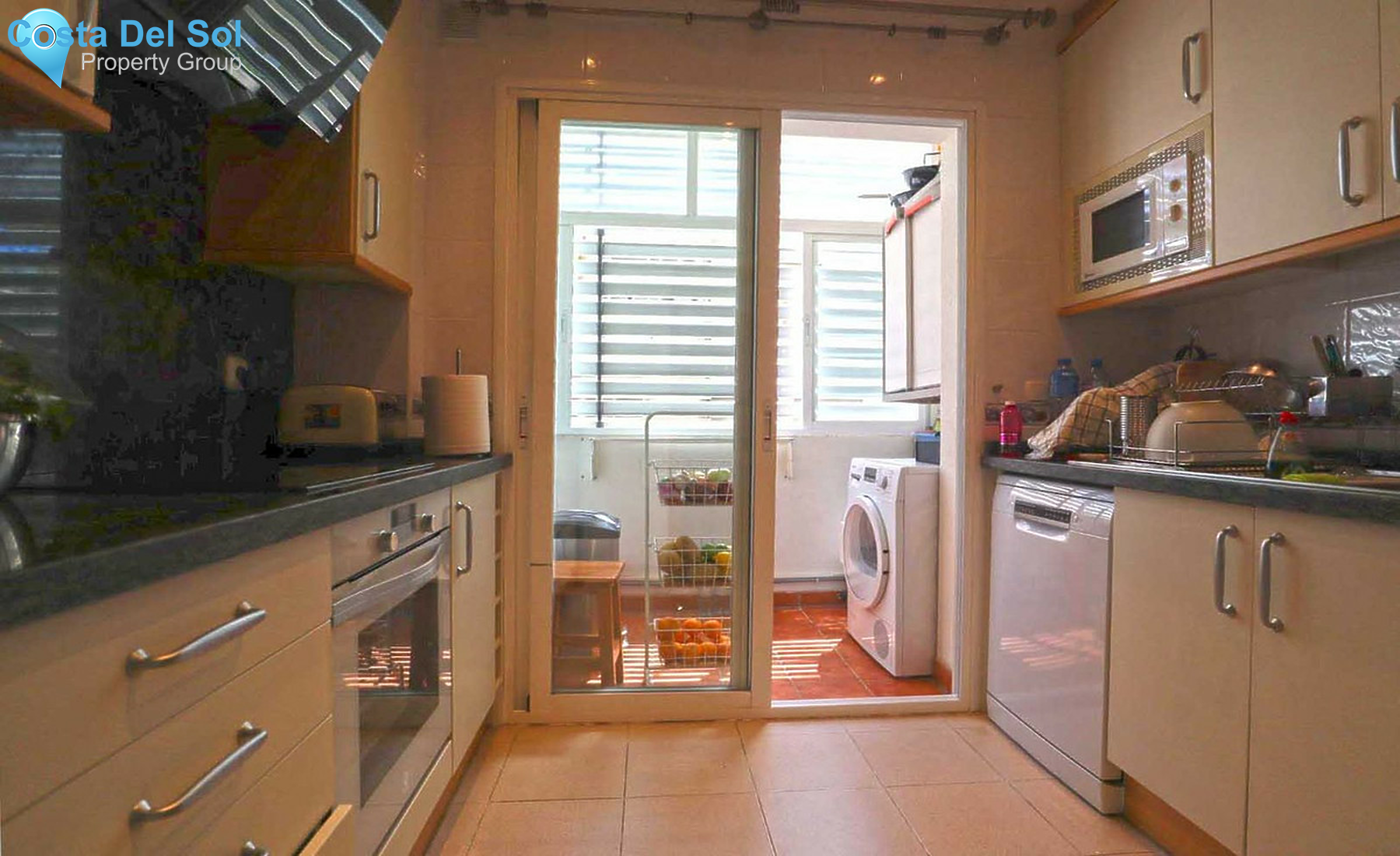 Middle Floor Apartment in Marbella-1273183