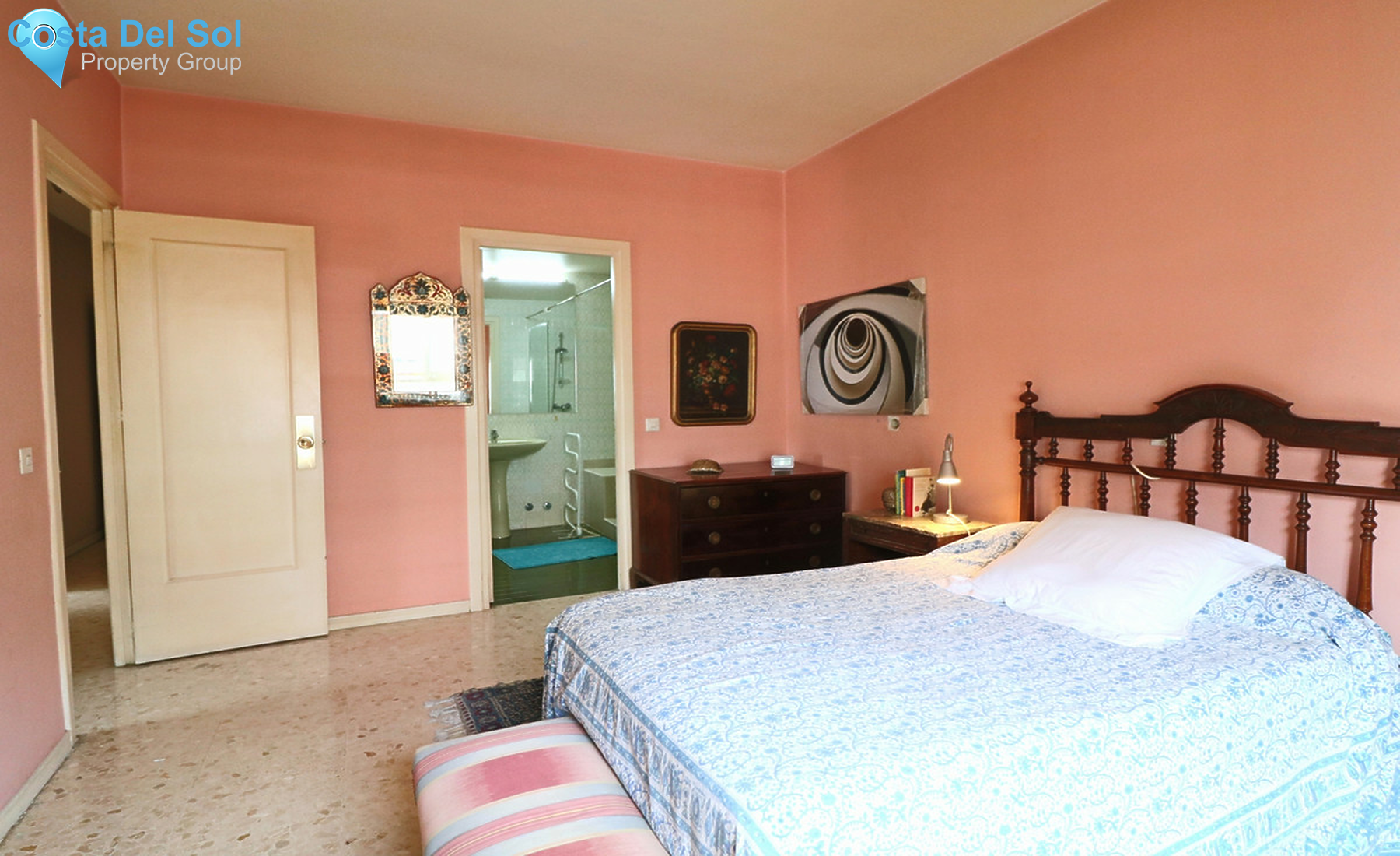 Middle Floor Apartment in Marbella-1300853