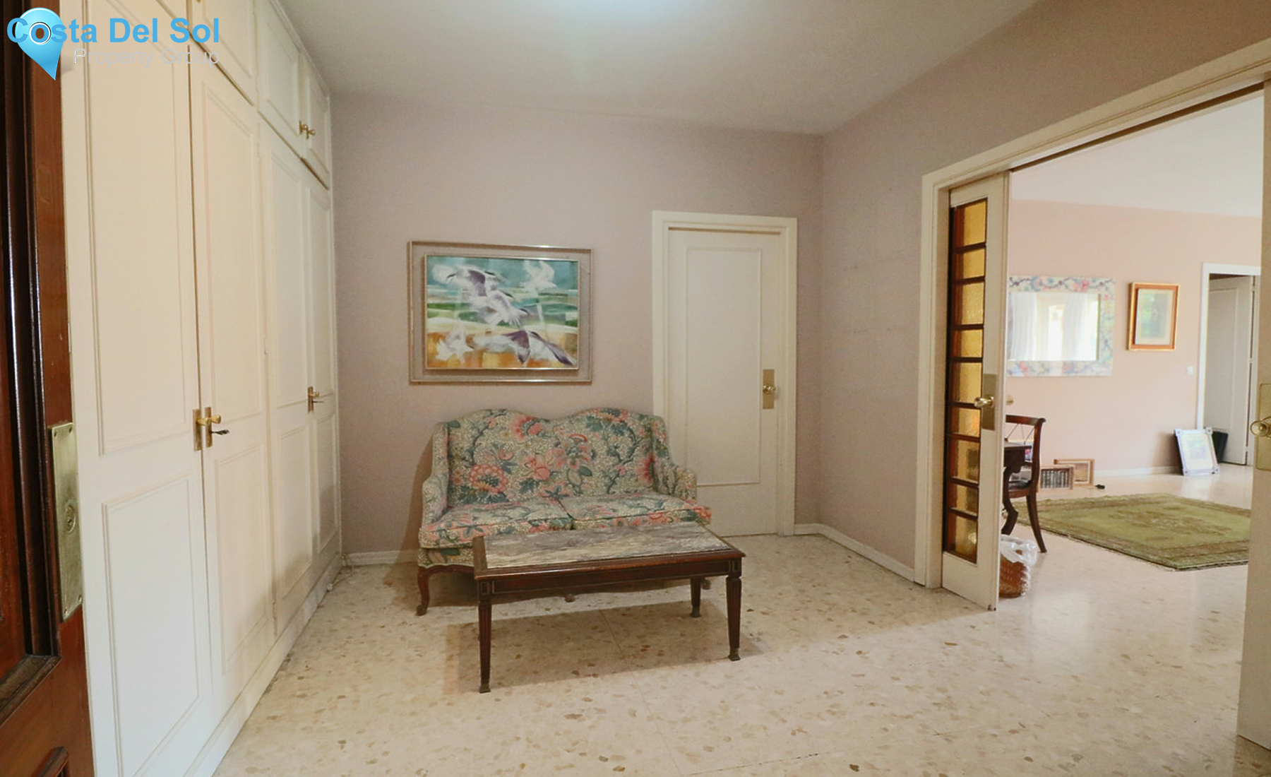 Middle Floor Apartment in Marbella-1300849