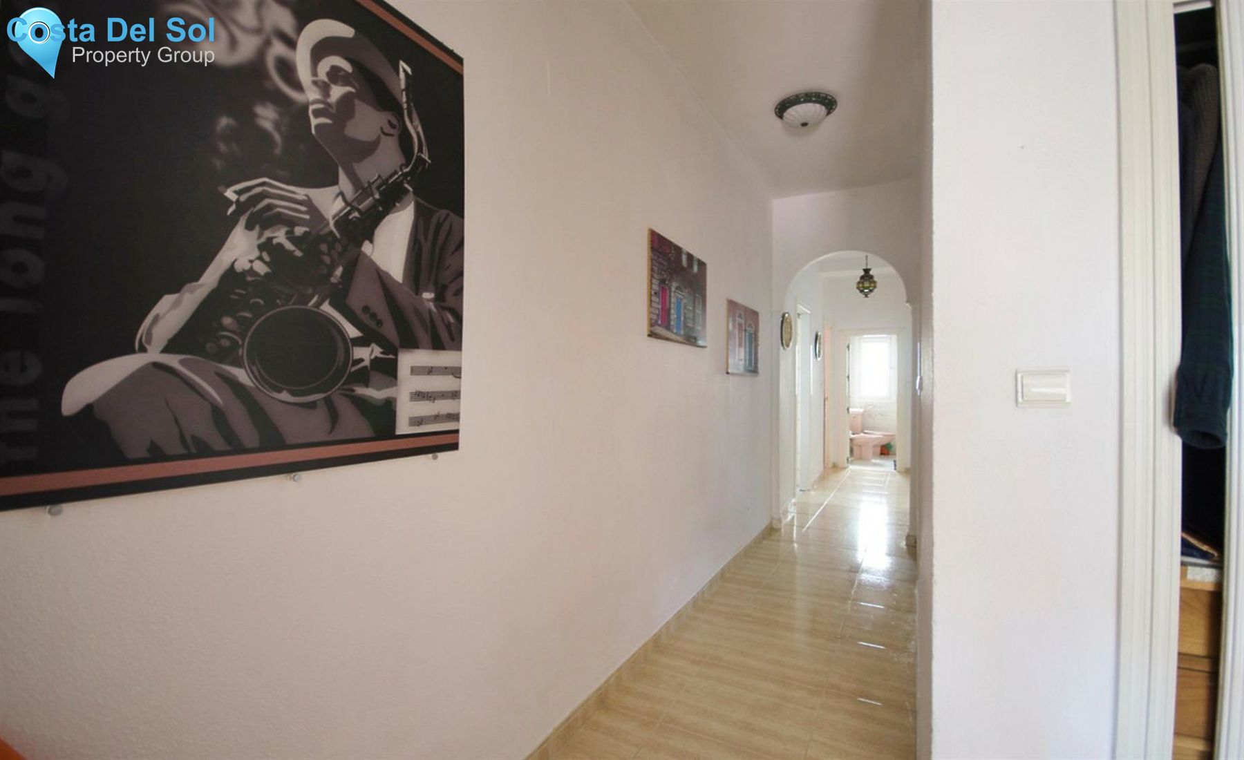 Middle Floor Apartment in Marbella-1335058