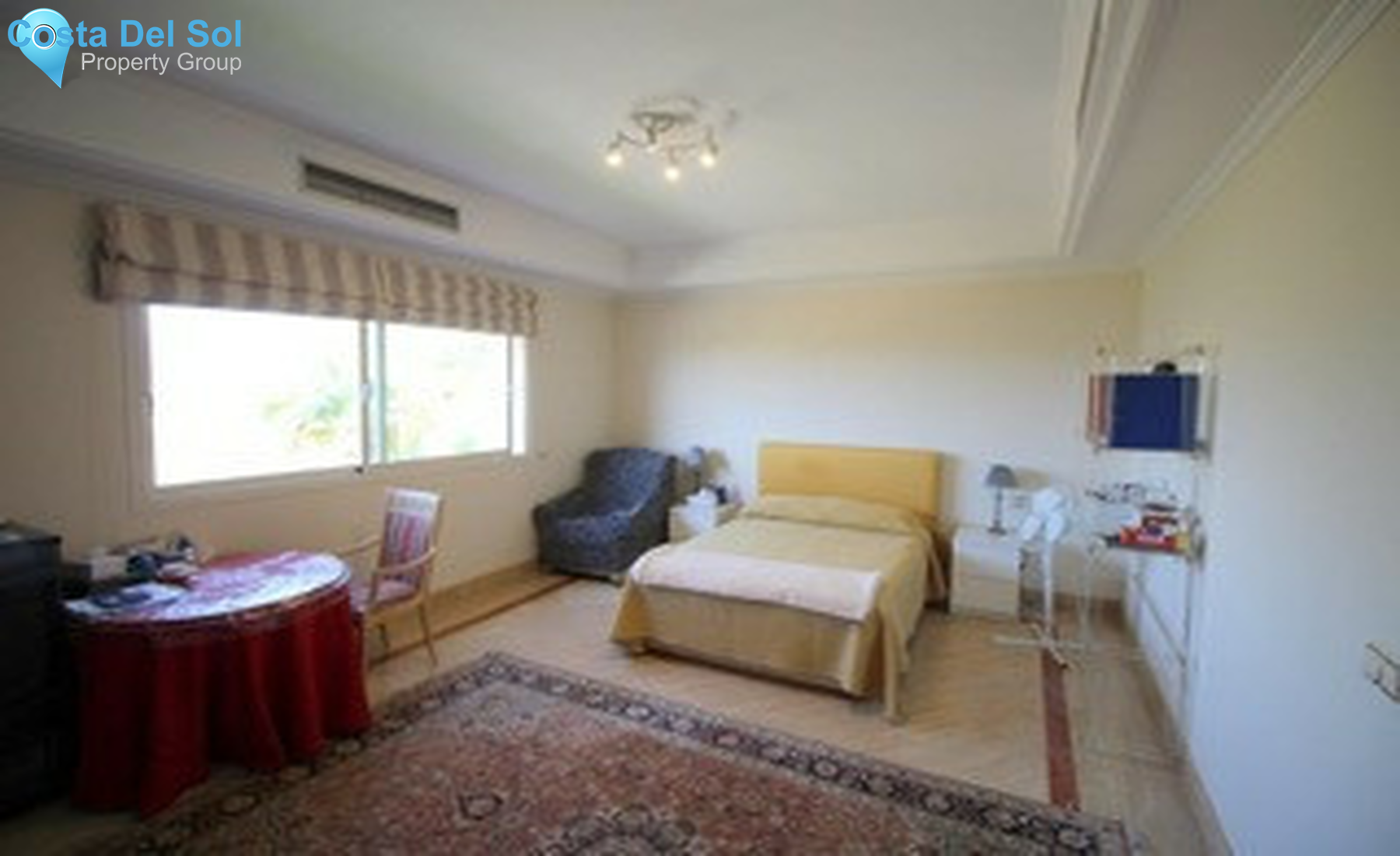 Middle Floor Apartment in Marbella-1348362