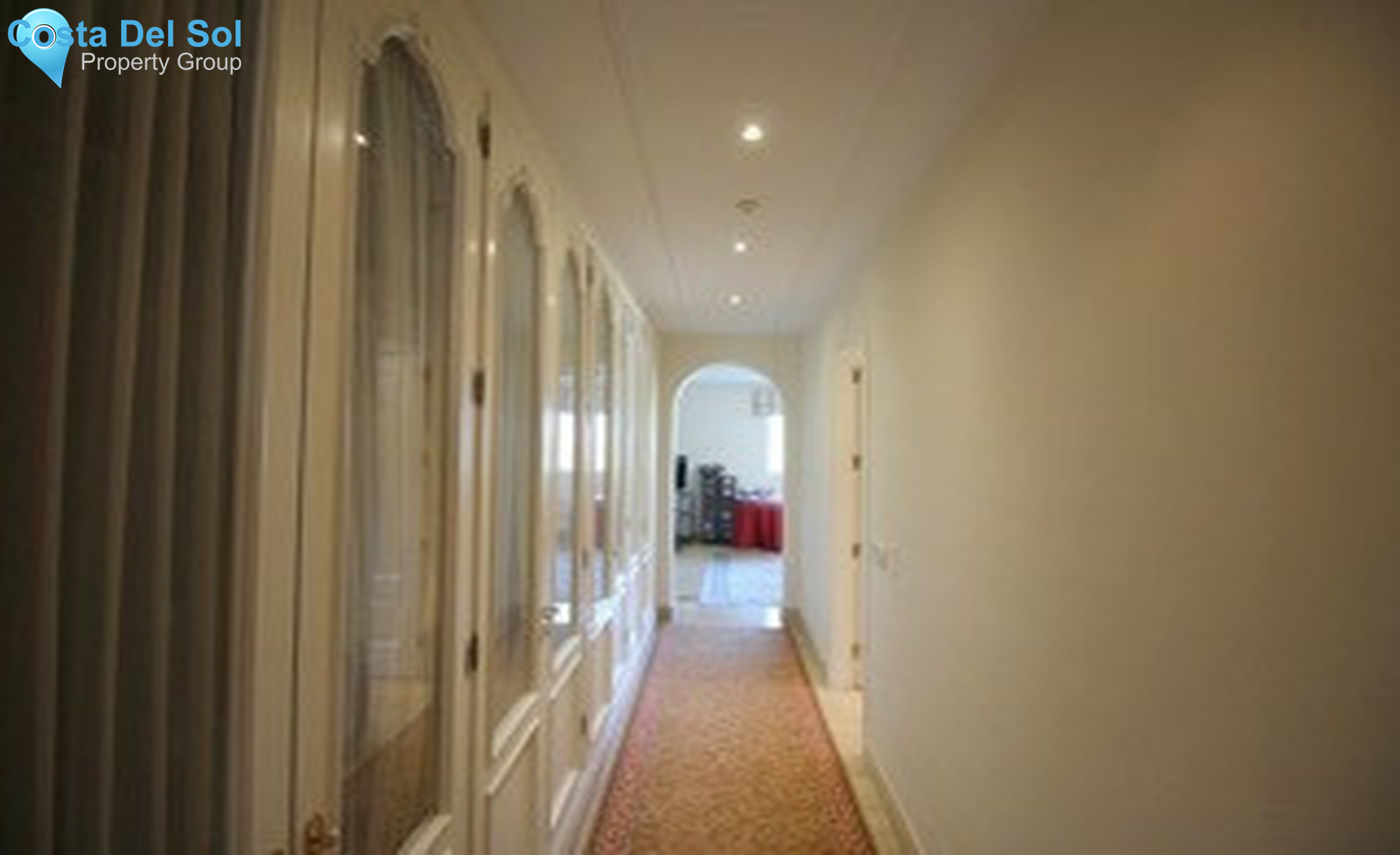 Middle Floor Apartment in Marbella-1348368