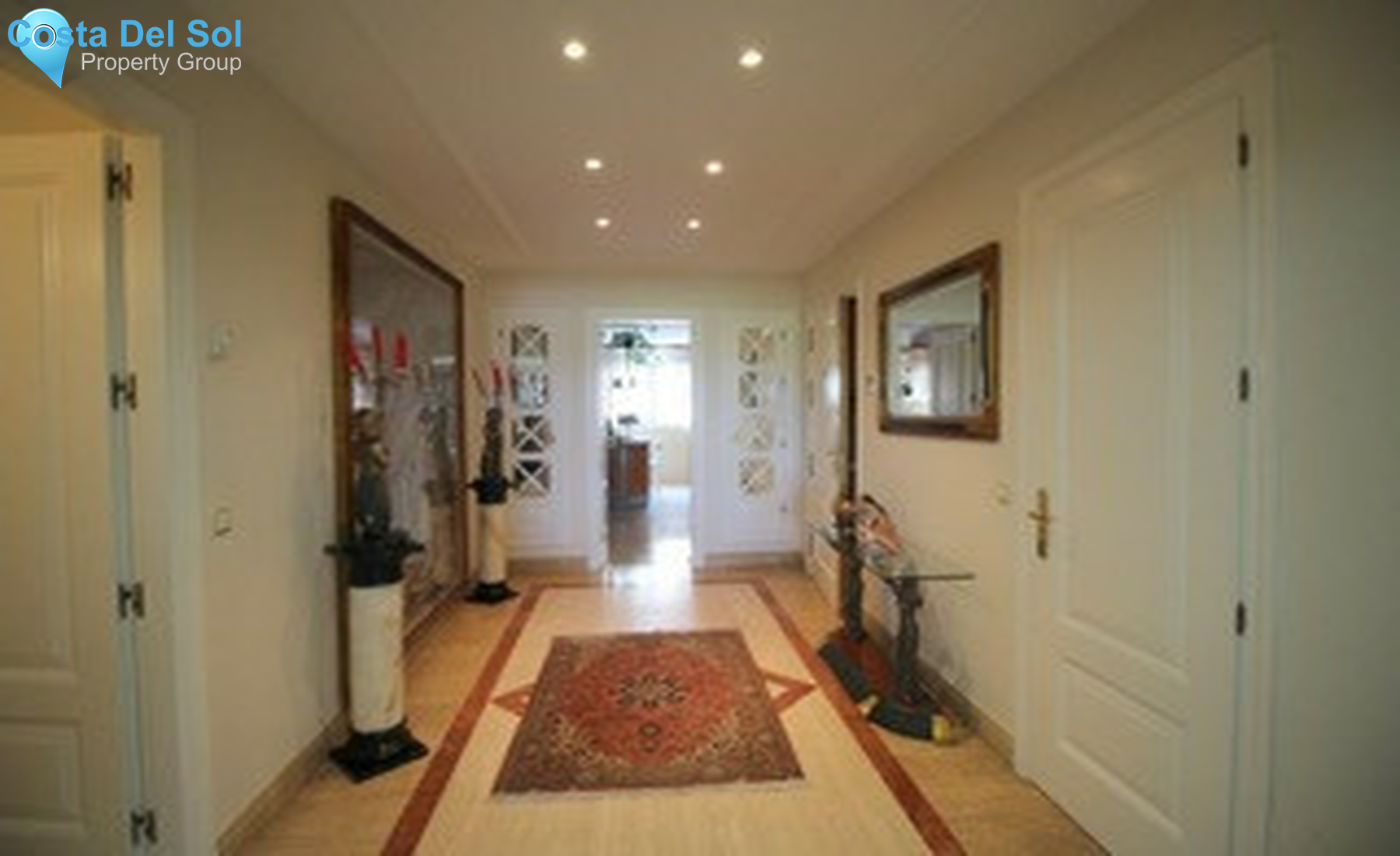 Middle Floor Apartment in Marbella-1348369