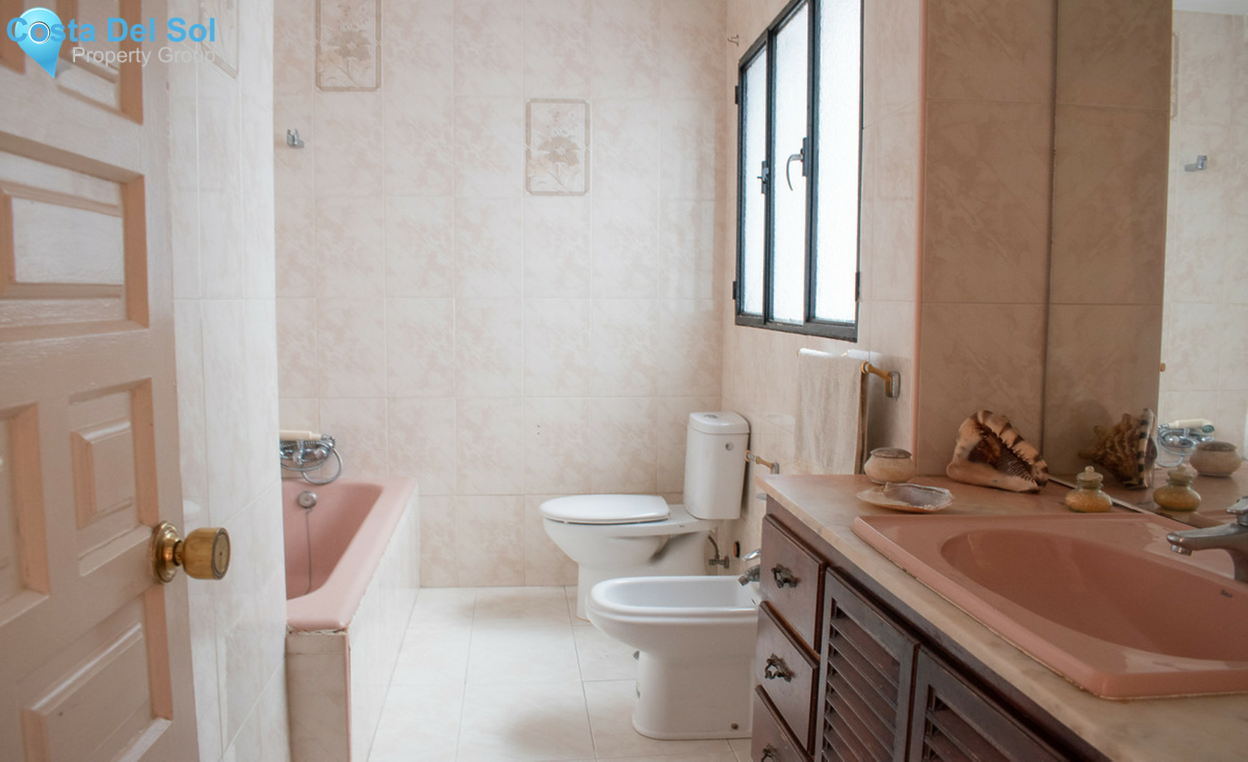 Middle Floor Apartment in Marbella-1383502