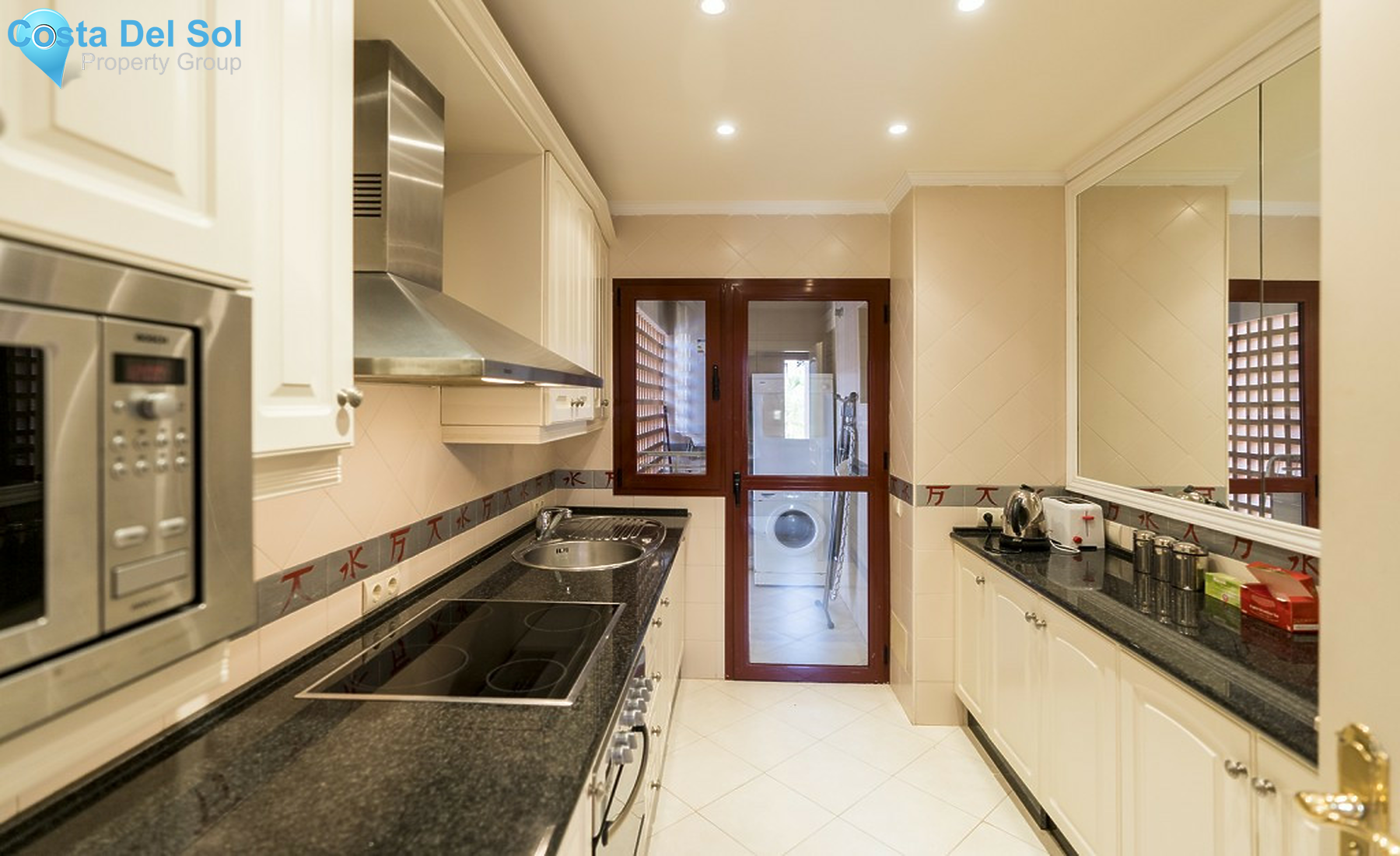 Middle Floor Apartment in Marbella-1404861