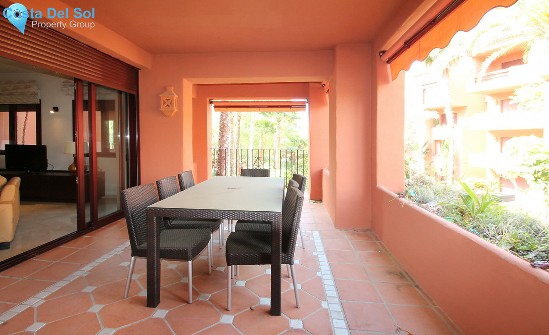 Middle Floor Apartment in Marbella-1499325