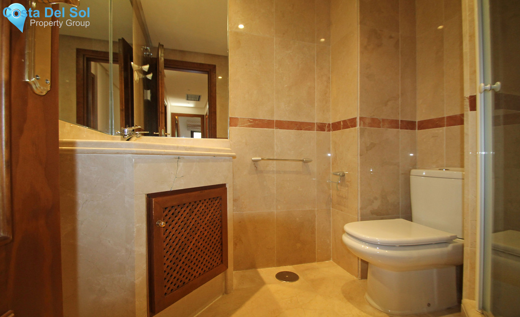 Middle Floor Apartment in Marbella-1499344