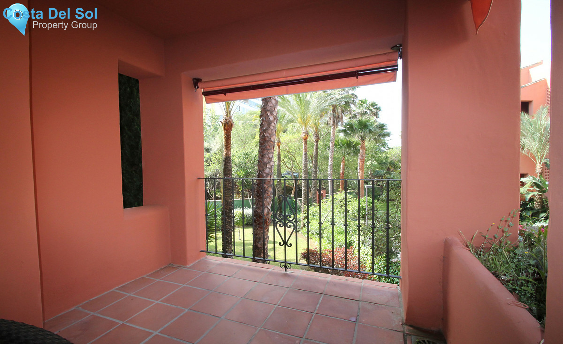 Middle Floor Apartment in Marbella-1499330