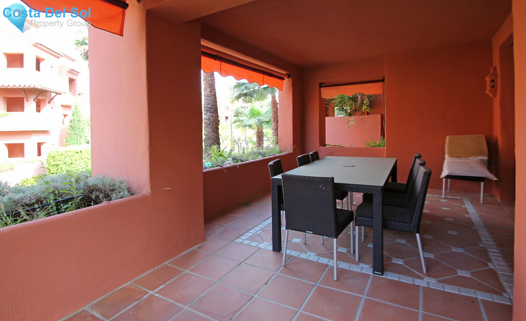 Middle Floor Apartment in Marbella-1499331