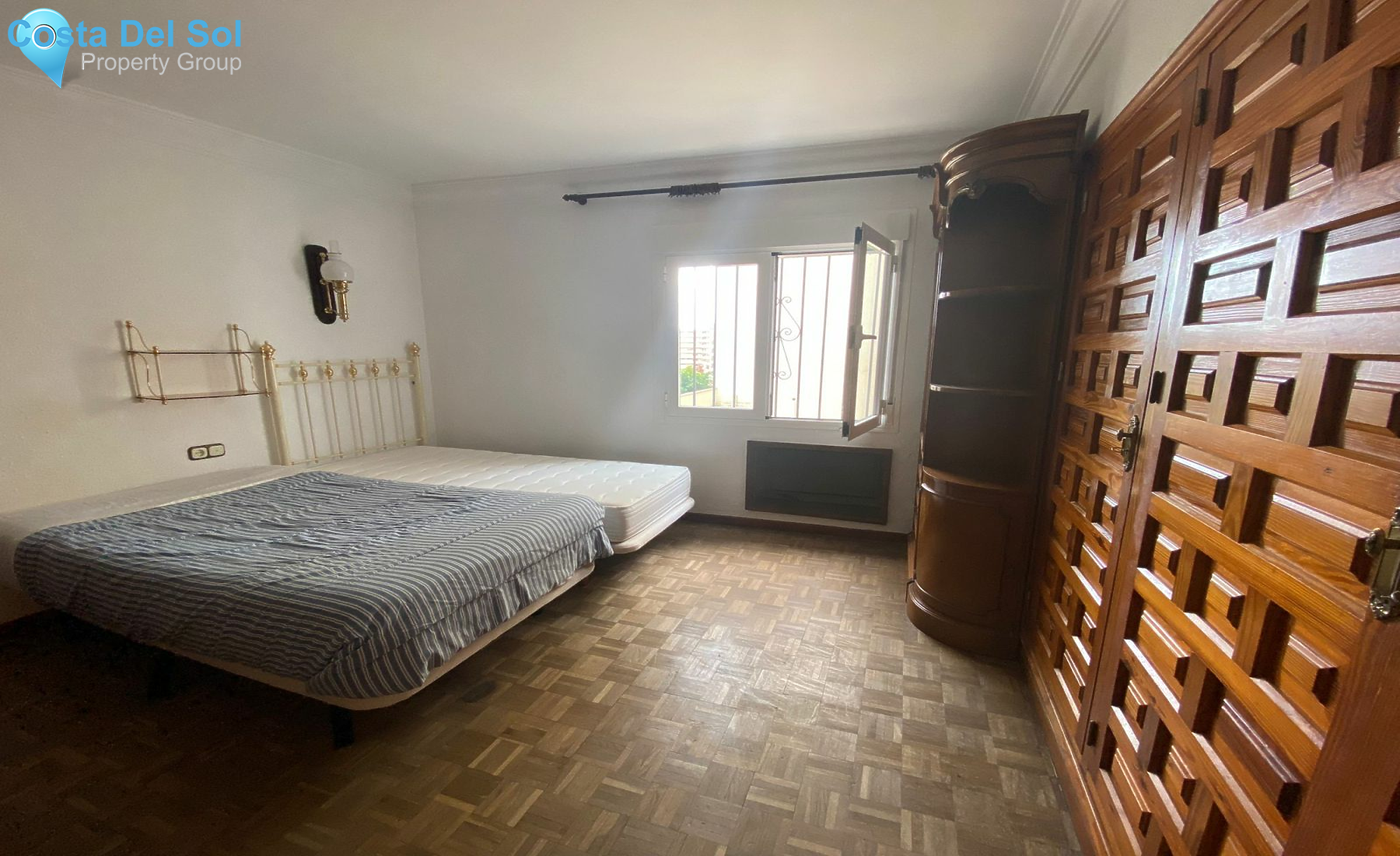 Middle Floor Apartment in Marbella-1128888