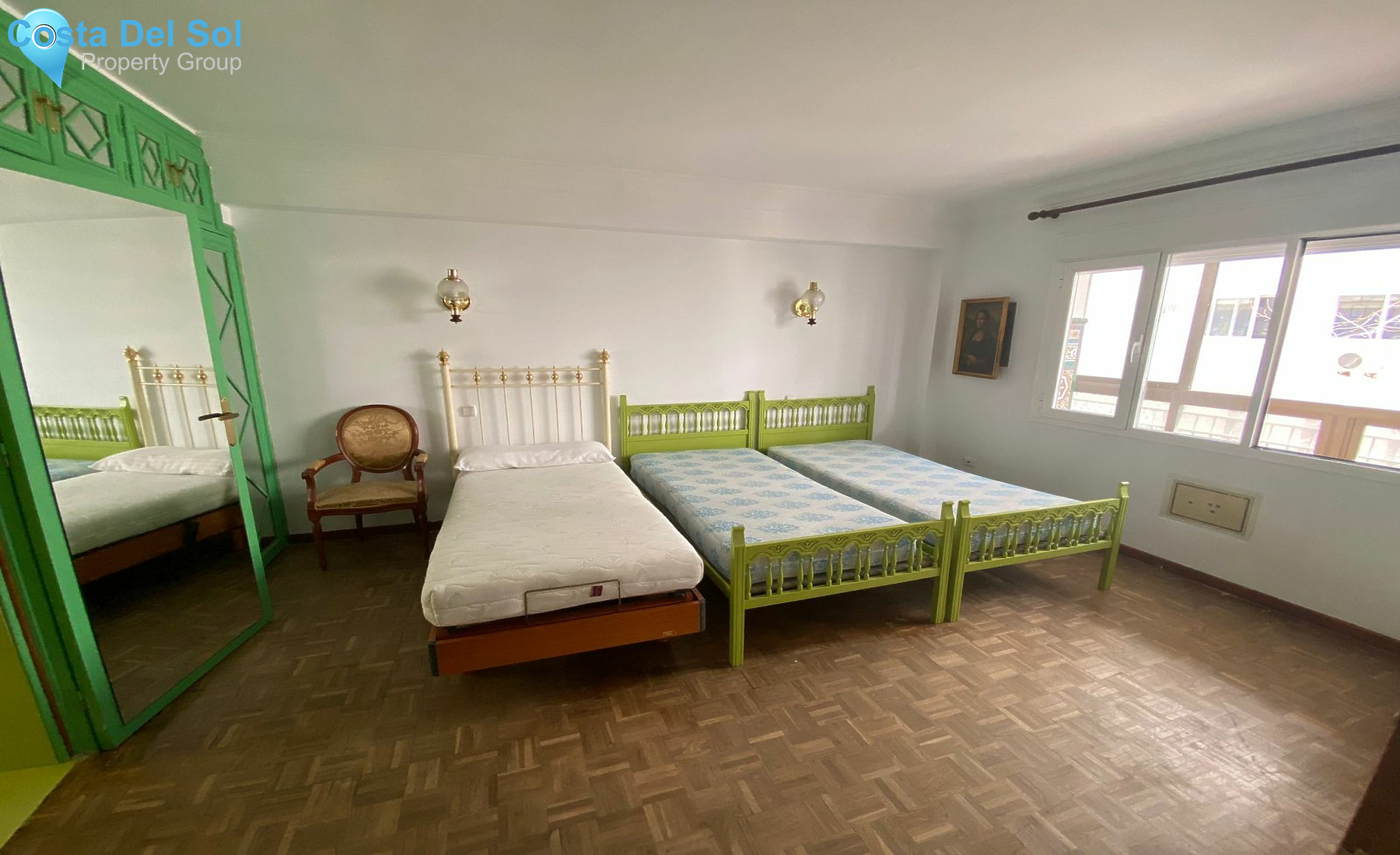 Middle Floor Apartment in Marbella-1128889