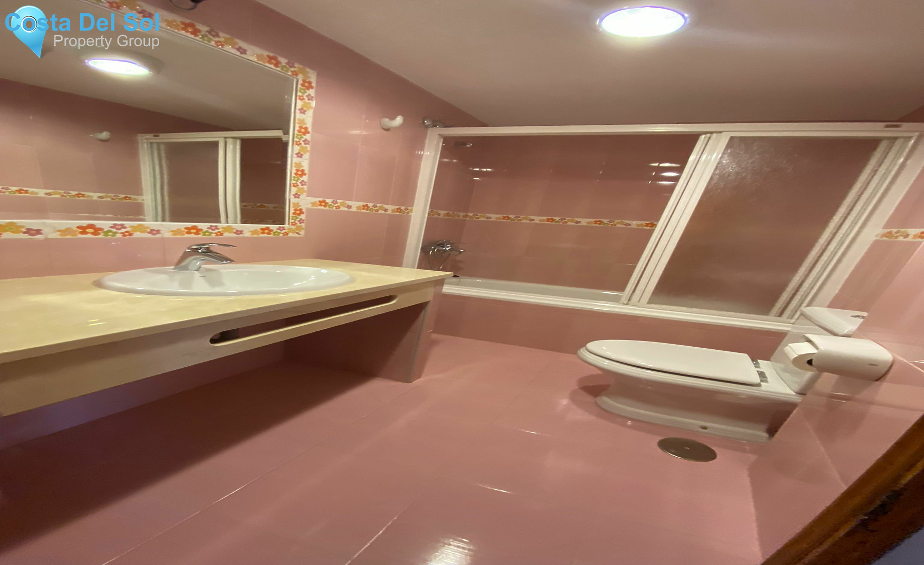 Middle Floor Apartment in Marbella-1128892