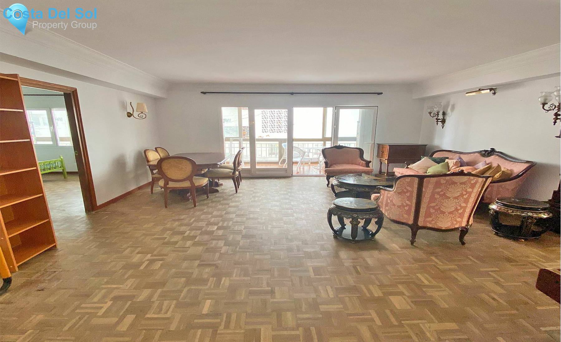 Middle Floor Apartment in Marbella-1128877