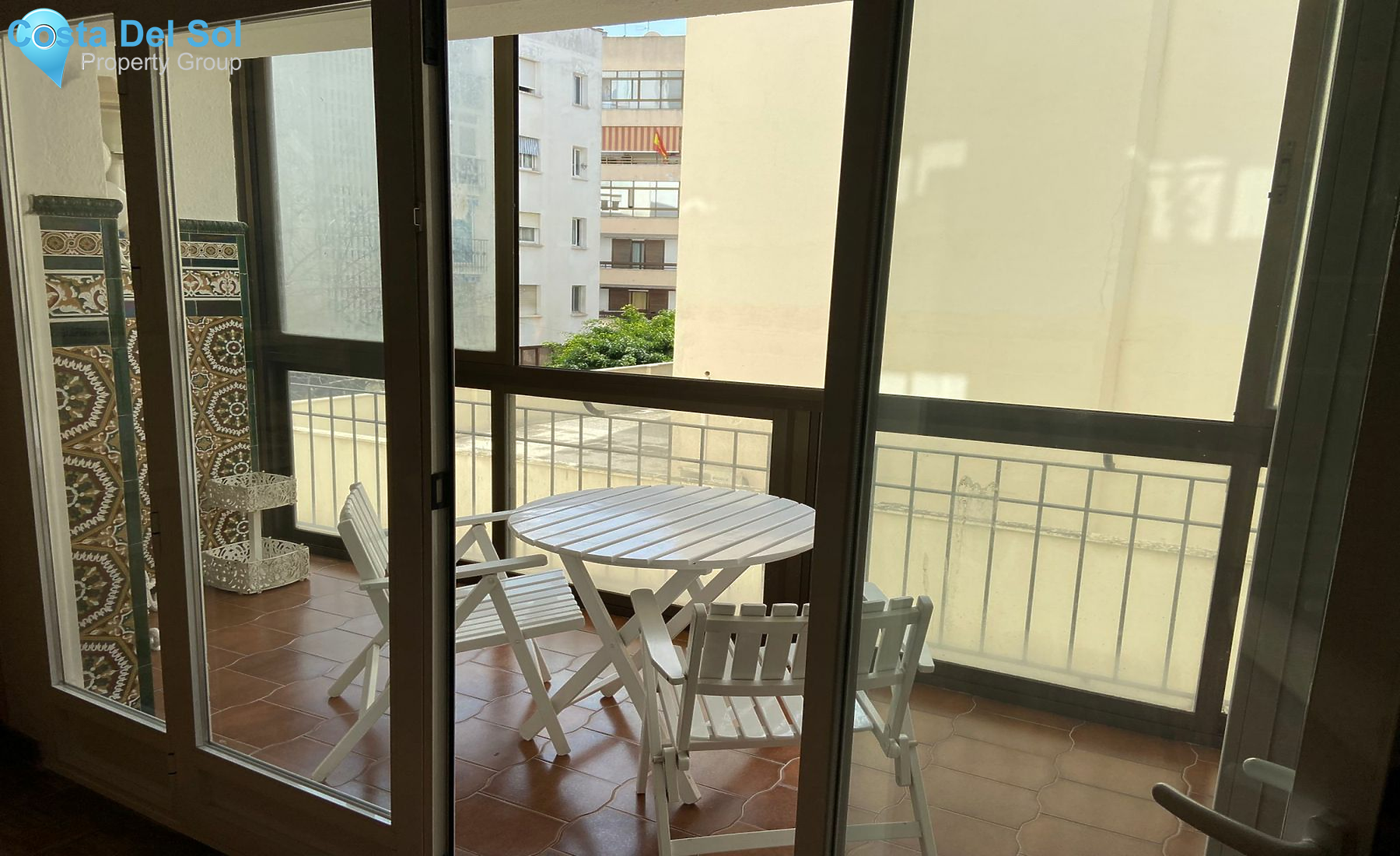Middle Floor Apartment in Marbella-1128880
