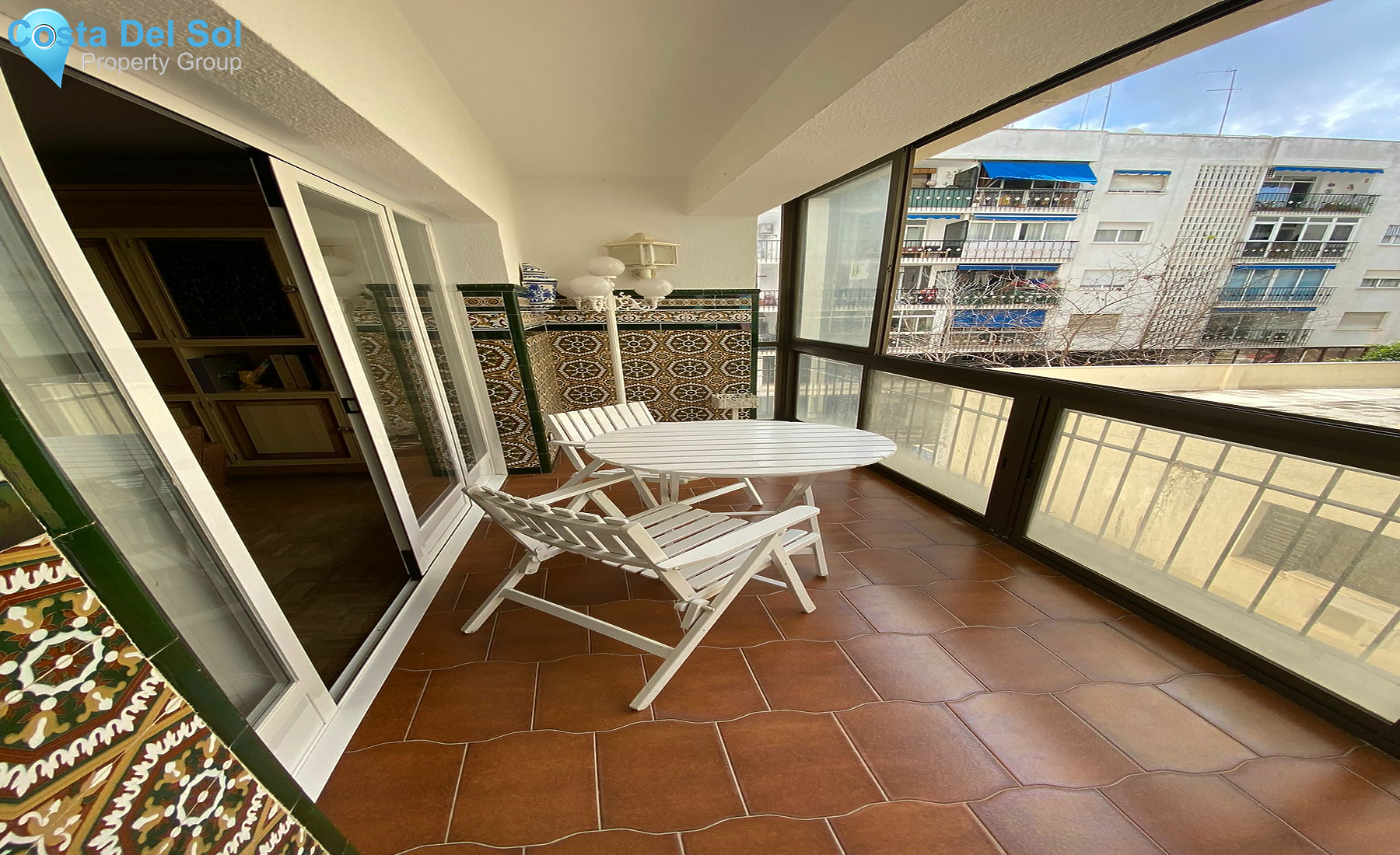 Middle Floor Apartment in Marbella-1128881