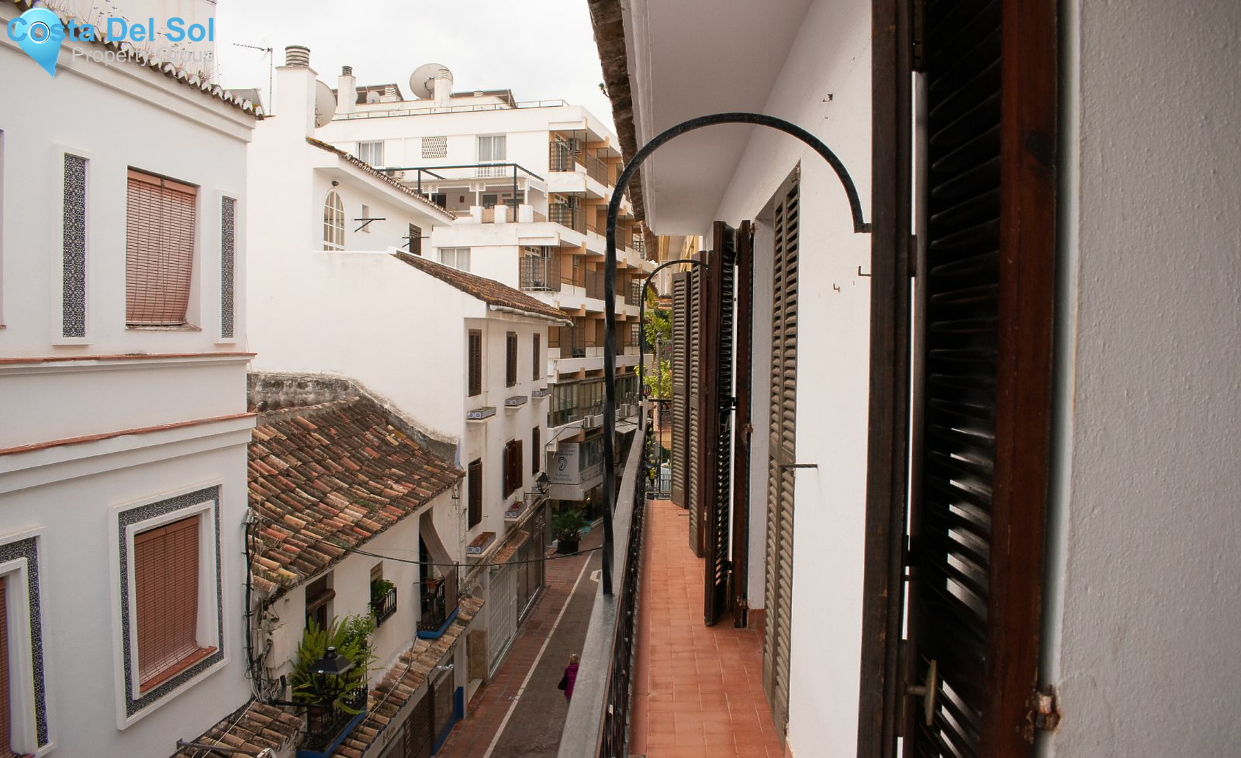 Middle Floor Apartment in Marbella-1130589