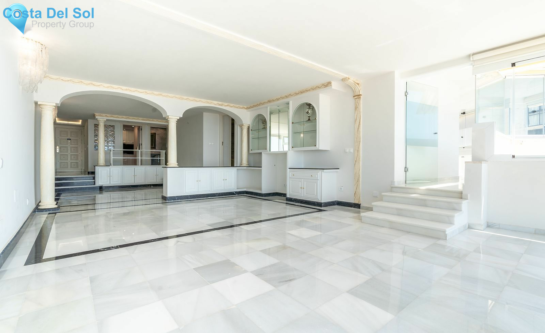 Middle Floor Apartment in Marbella-1168801