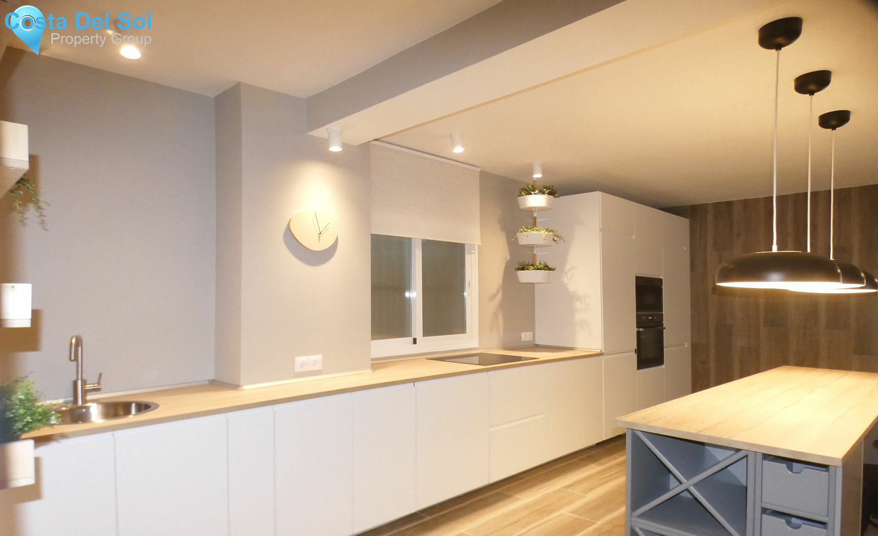 Middle Floor Apartment in Marbella-1183727