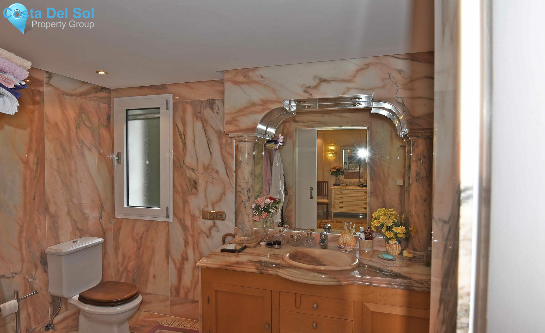 Middle Floor Apartment in Marbella-1196319