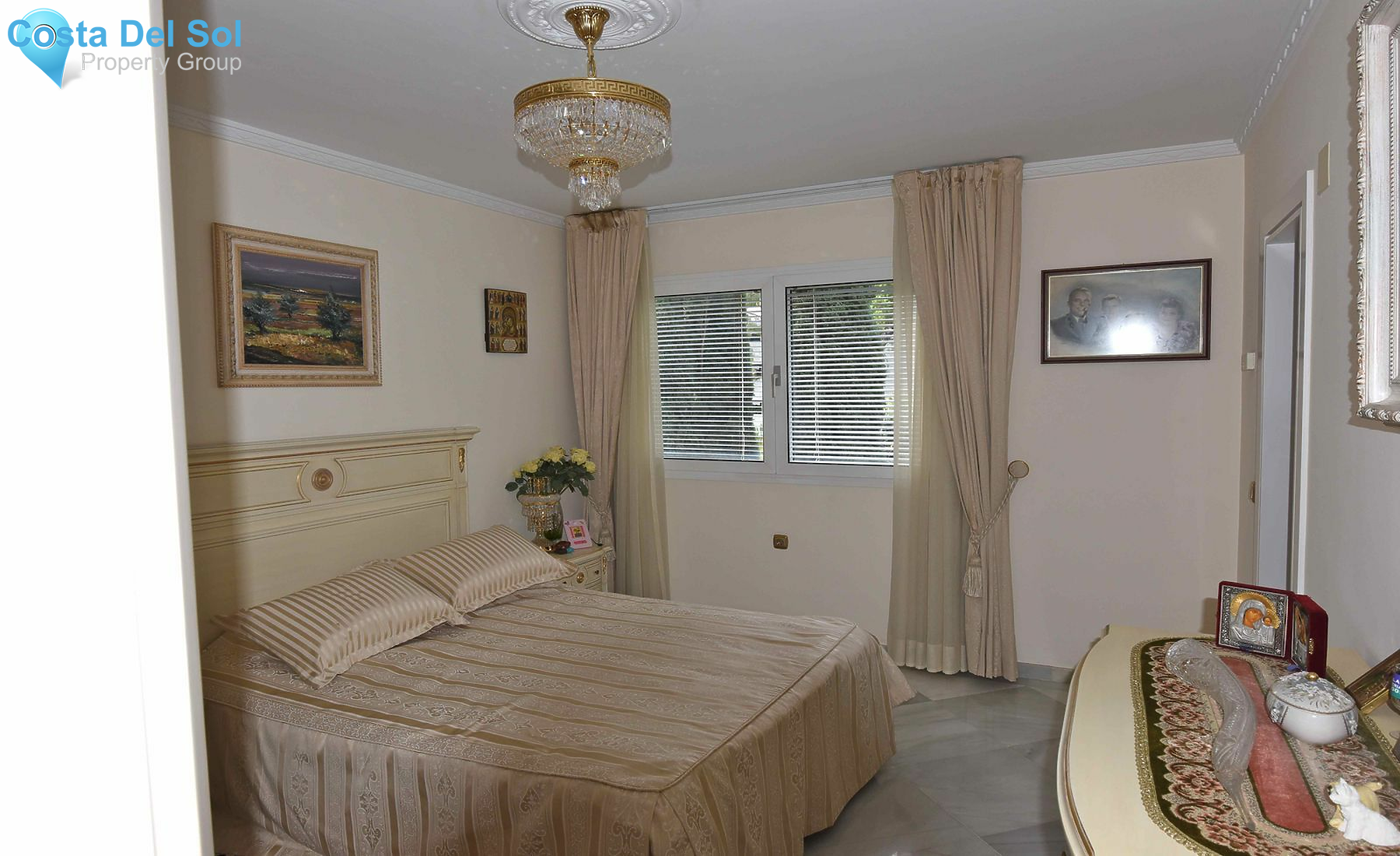 Middle Floor Apartment in Marbella-1196320