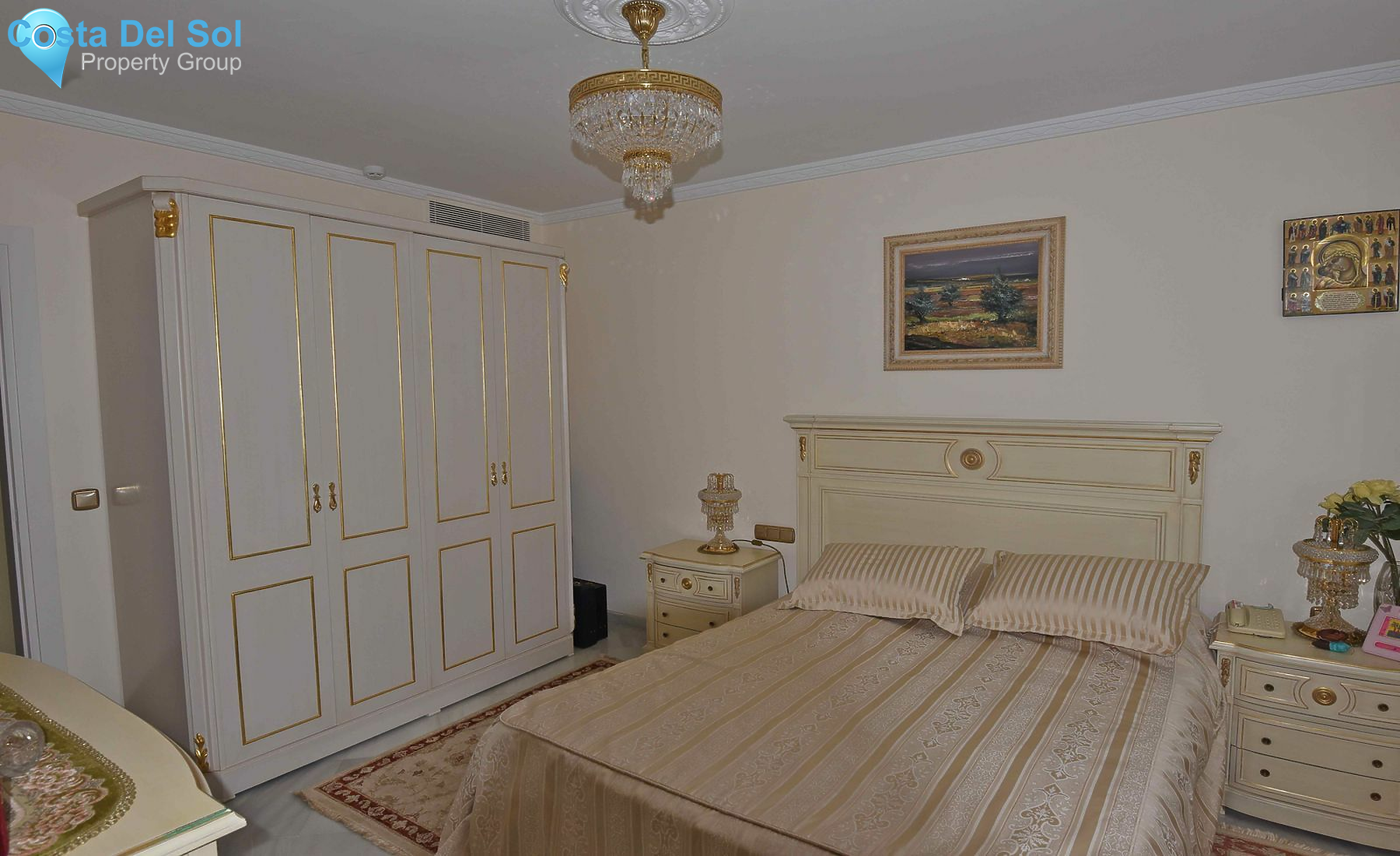 Middle Floor Apartment in Marbella-1196321