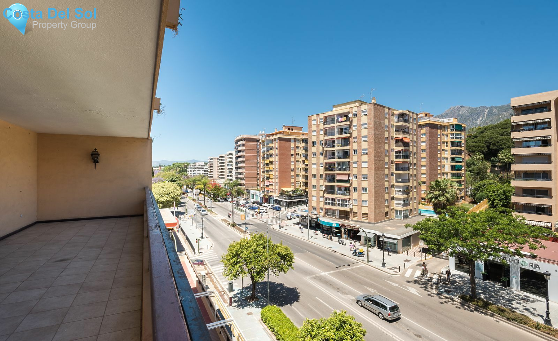 Middle Floor Apartment in Marbella-1391806