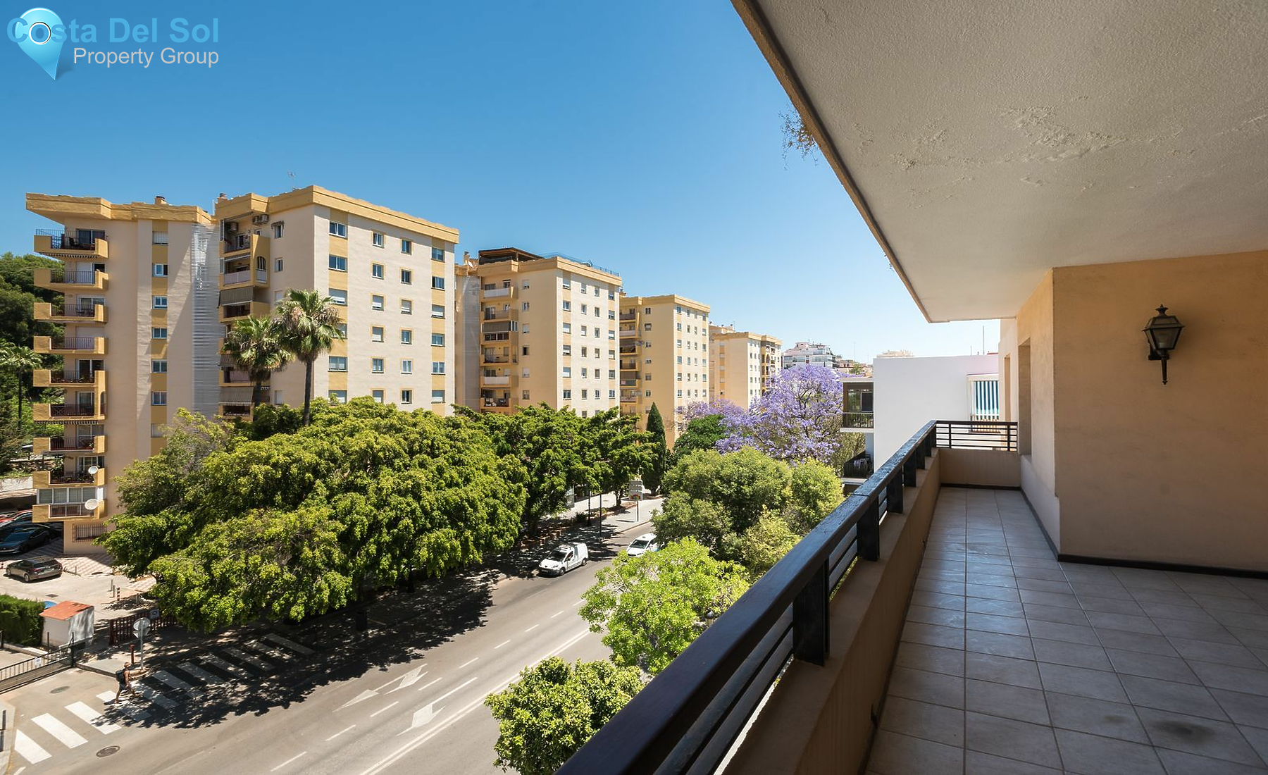 Middle Floor Apartment in Marbella-1391792