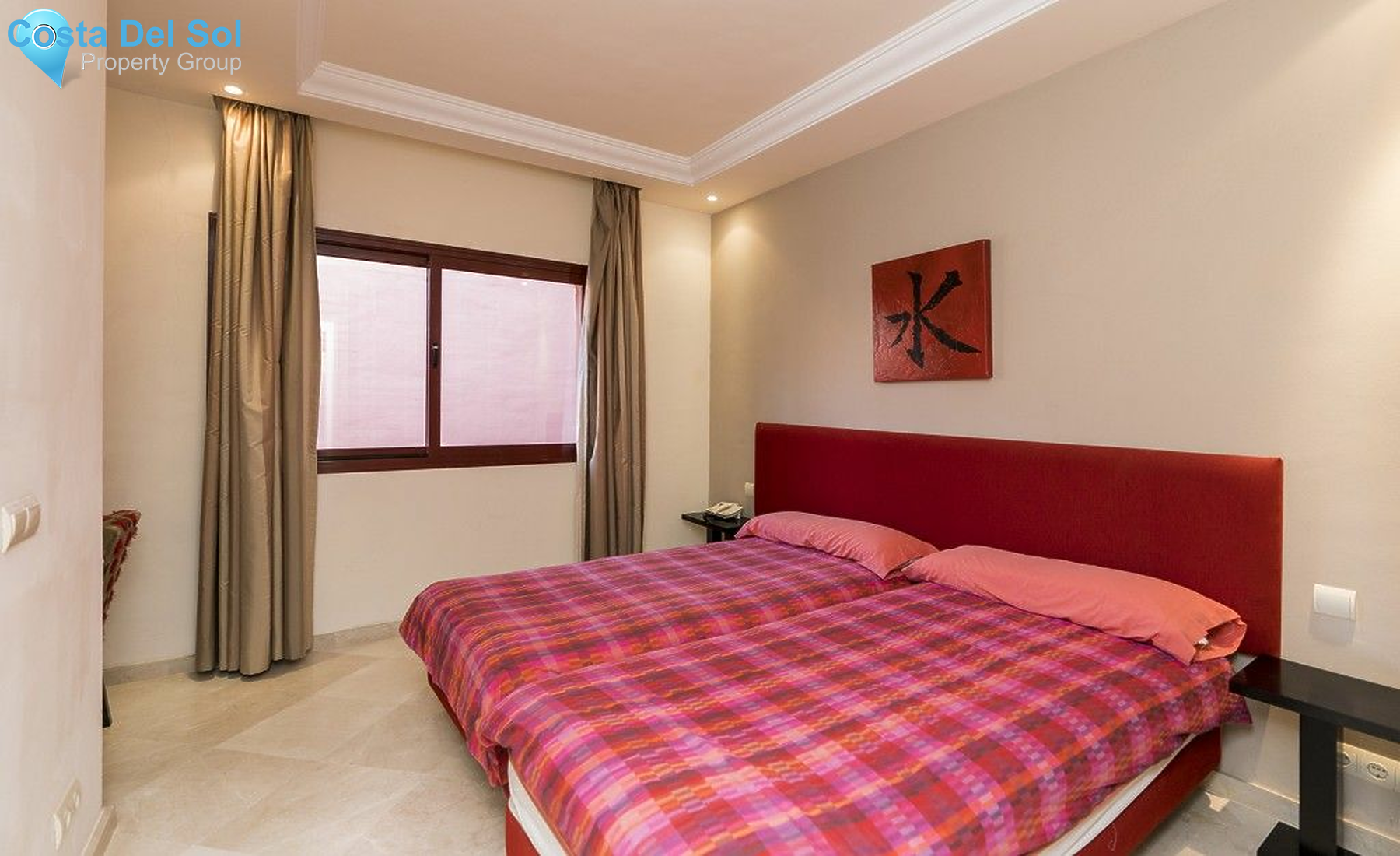 Middle Floor Apartment in Marbella-1417738
