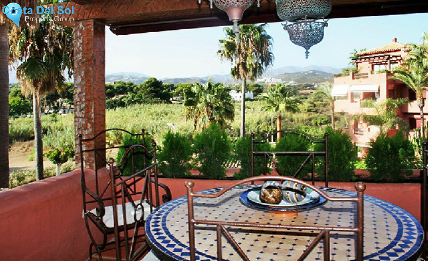 Middle Floor Apartment in Marbella-1421810