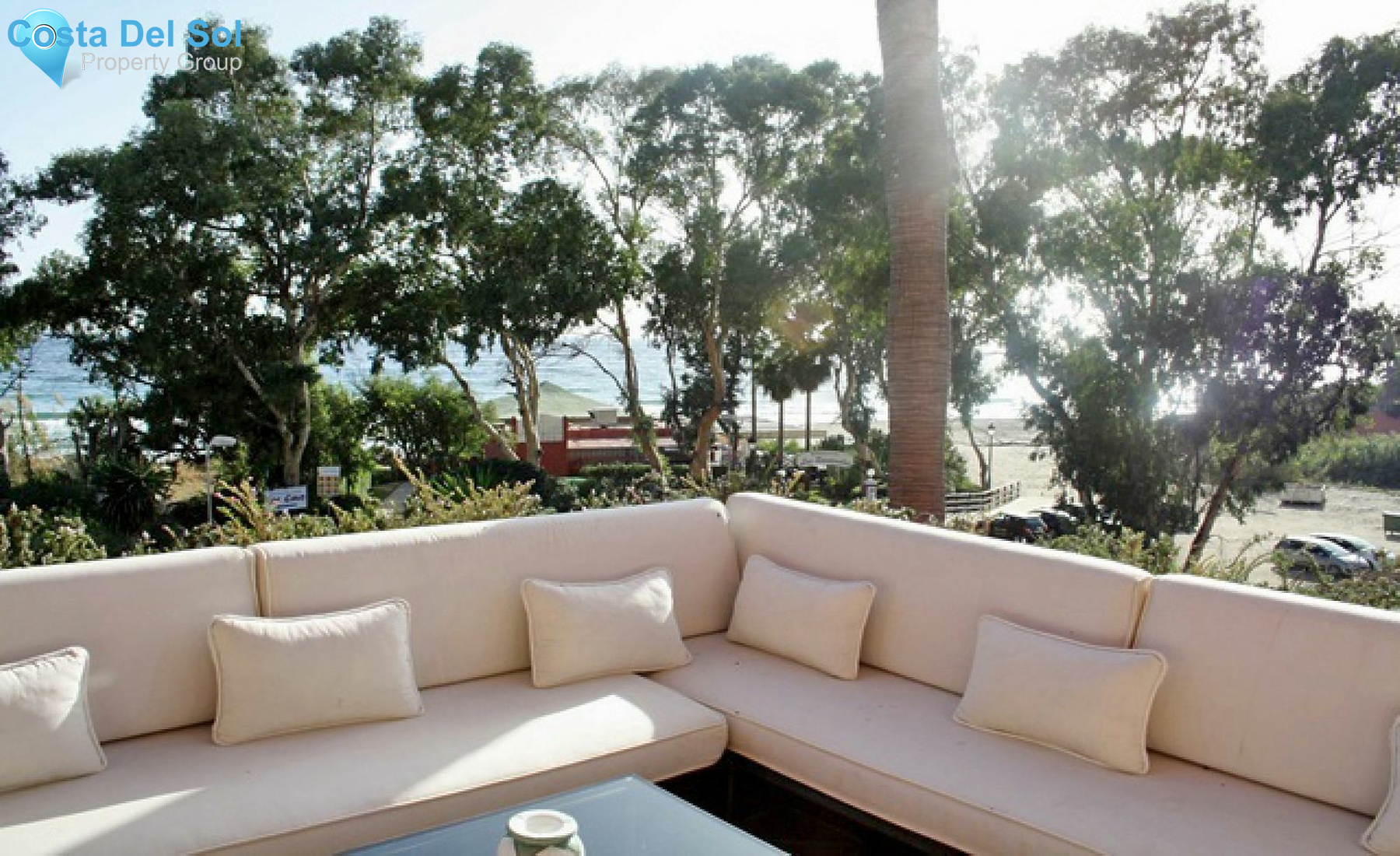 Middle Floor Apartment in Marbella-1421815