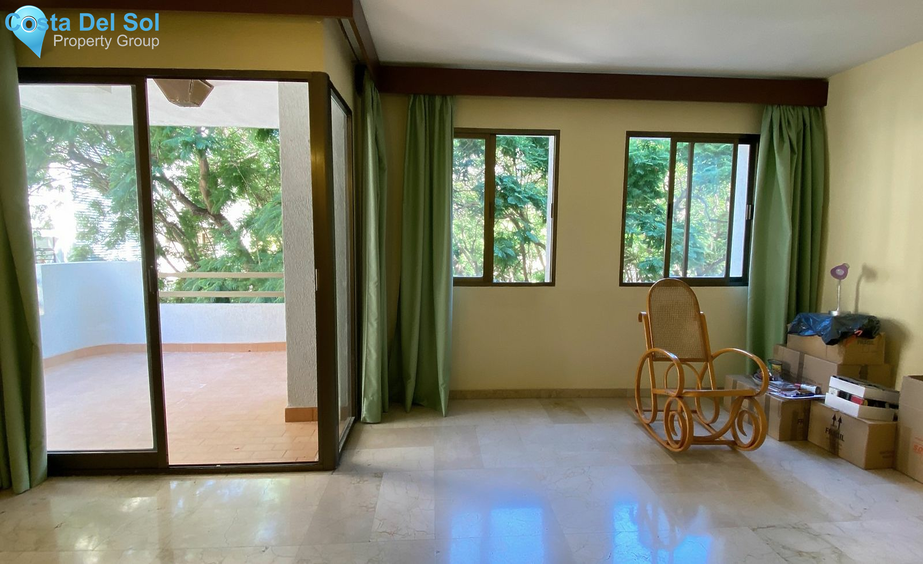 Middle Floor Apartment in Marbella-1447820