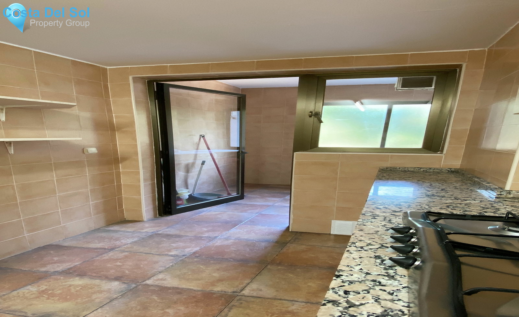 Middle Floor Apartment in Marbella-1447830
