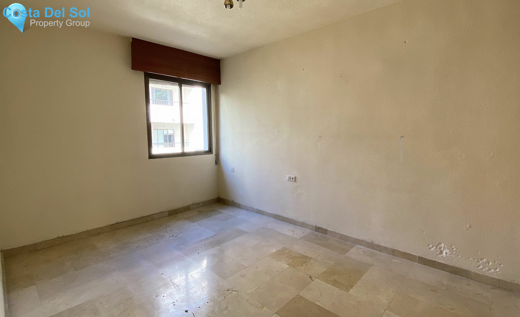 Middle Floor Apartment in Marbella-1447835