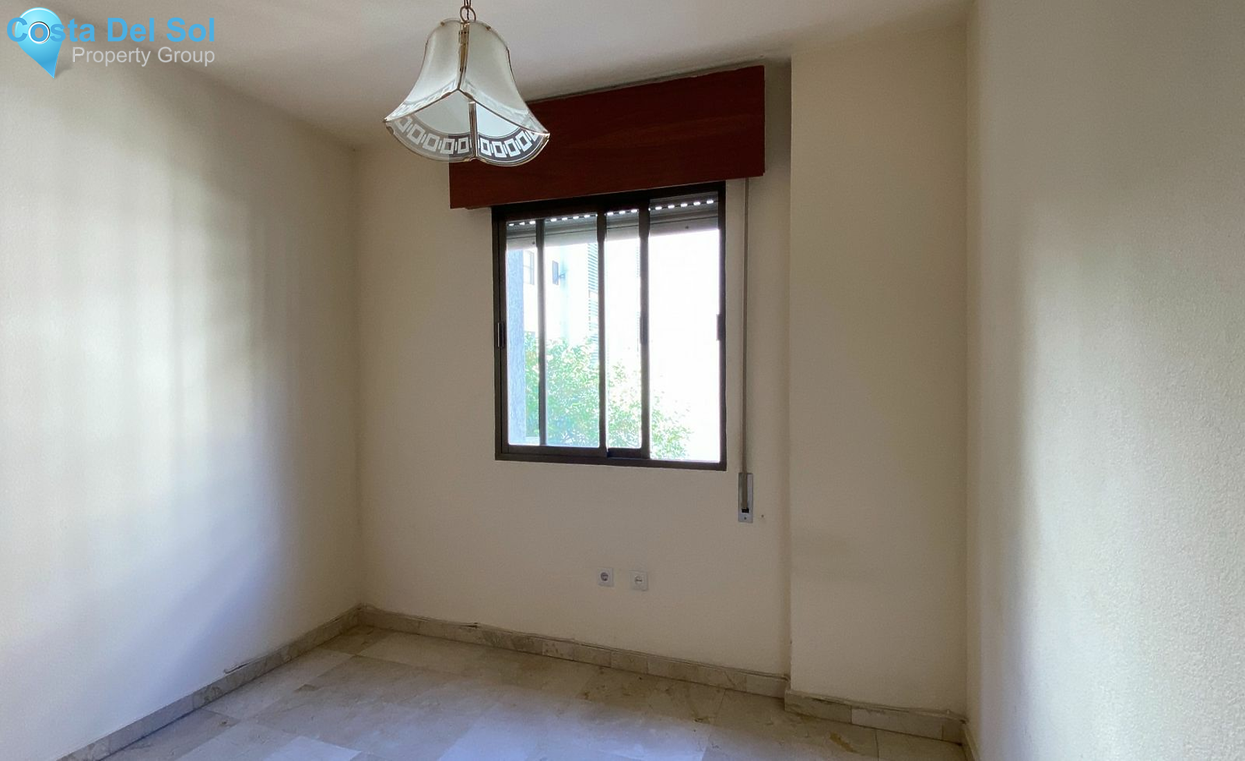 Middle Floor Apartment in Marbella-1447836