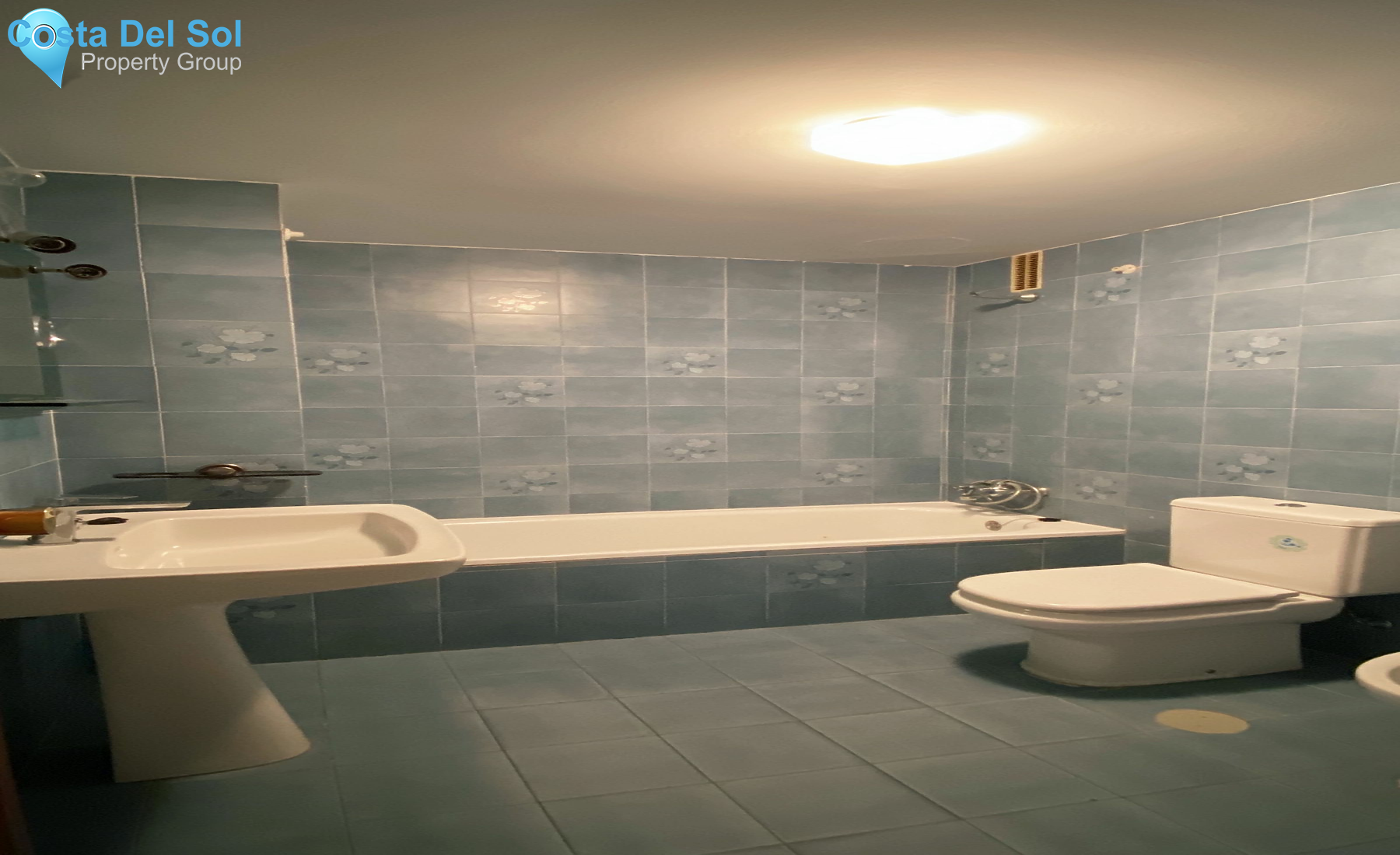 Middle Floor Apartment in Marbella-1447838