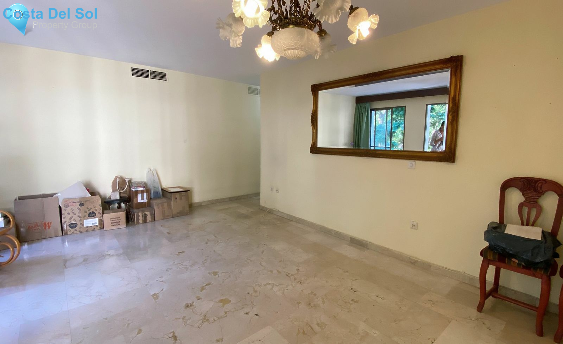 Middle Floor Apartment in Marbella-1447821
