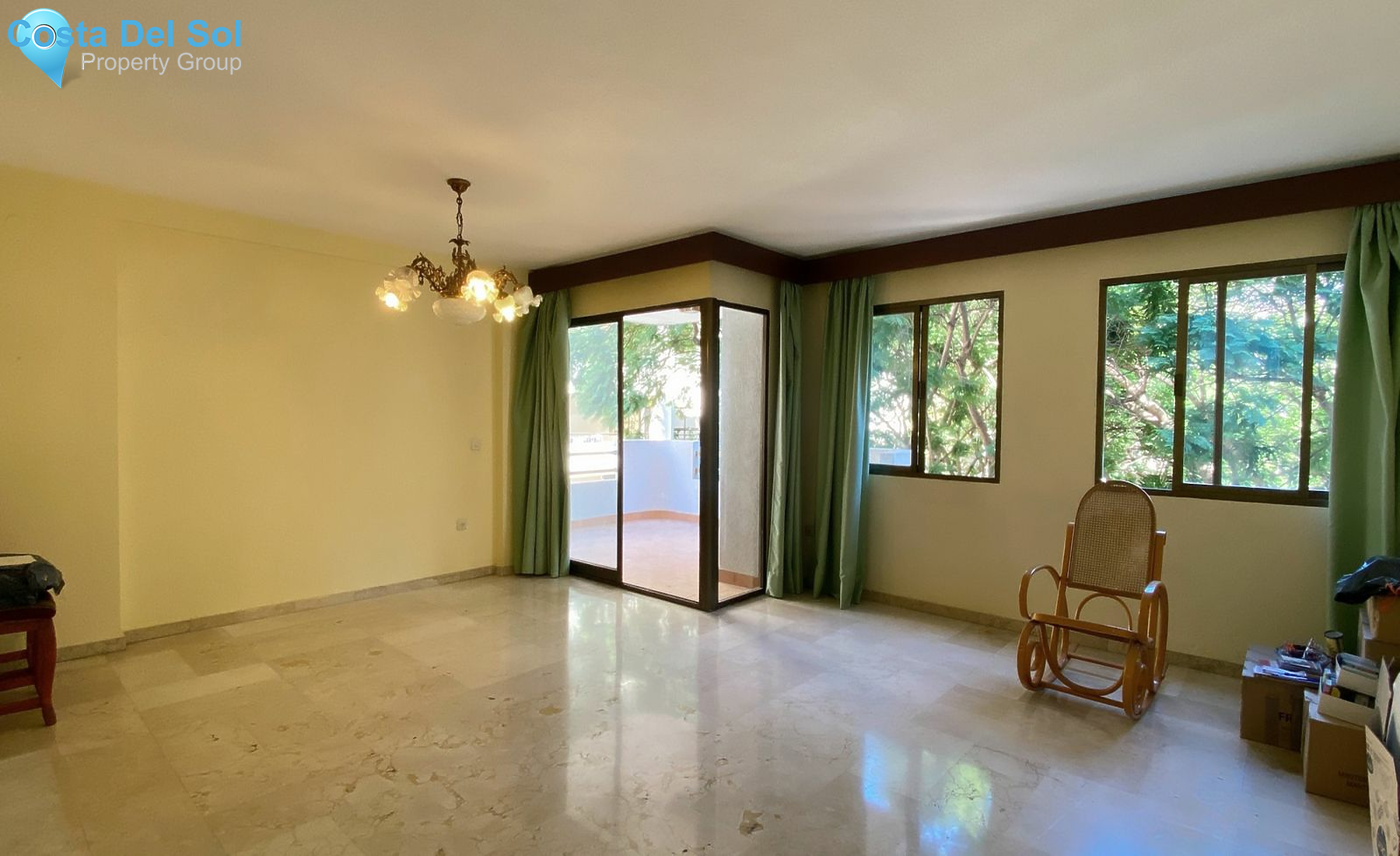 Middle Floor Apartment in Marbella-1447825