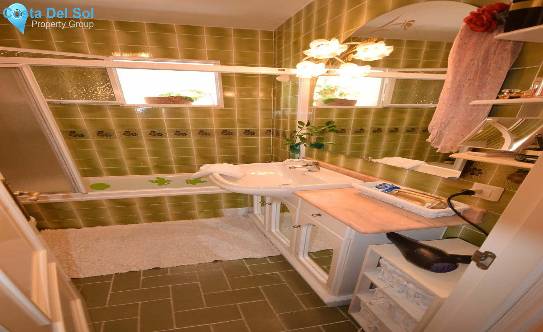 Middle Floor Apartment in Marbella-1495898