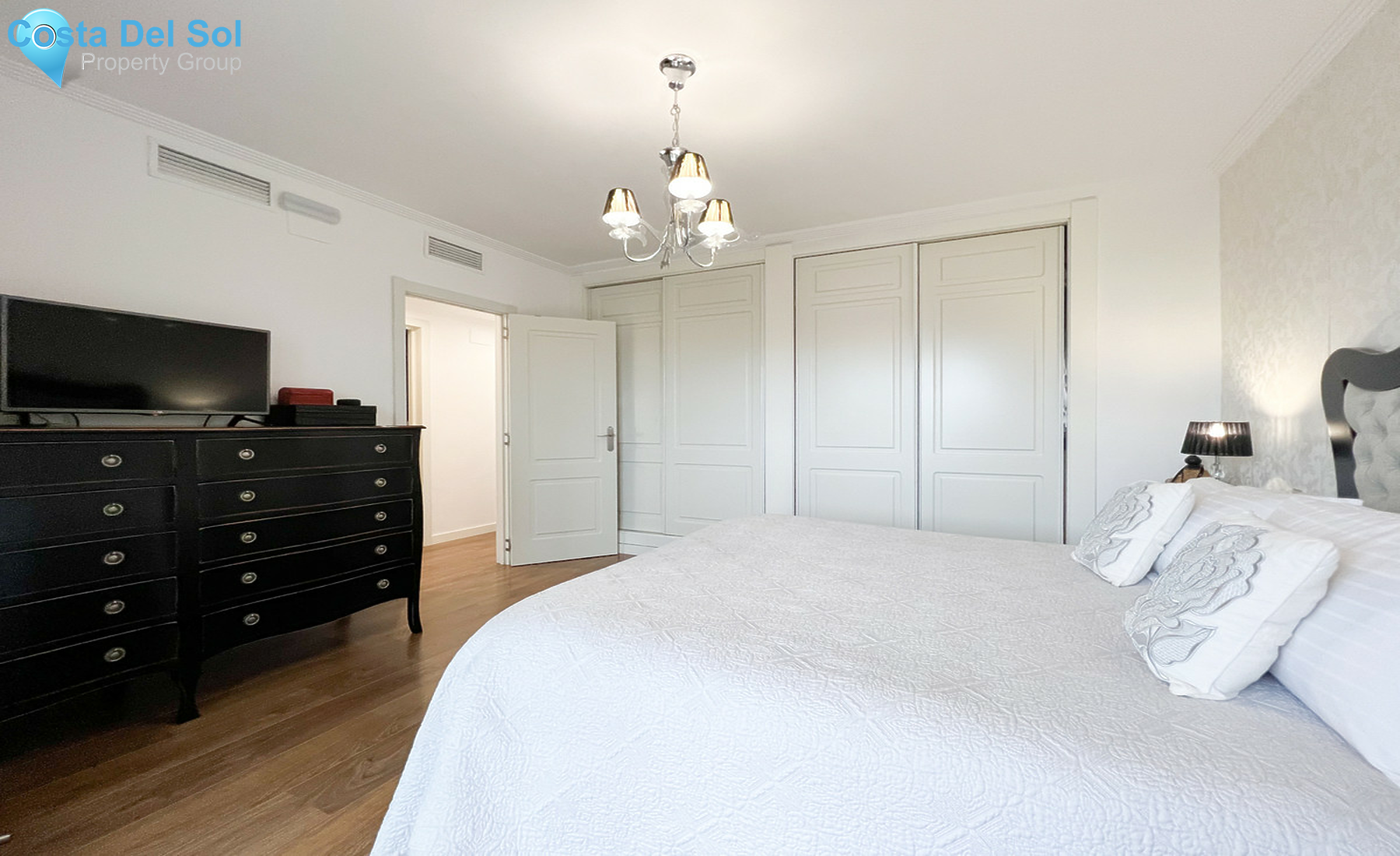 Middle Floor Apartment in Mijas Costa-1289756