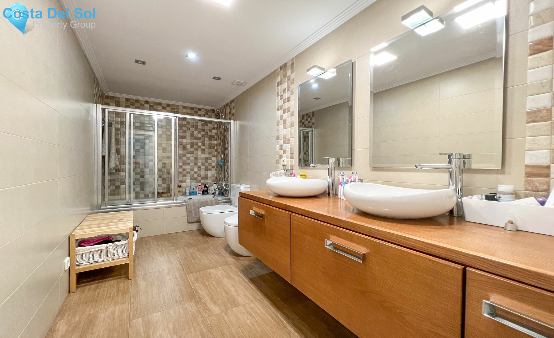 Middle Floor Apartment in Mijas Costa-1178156