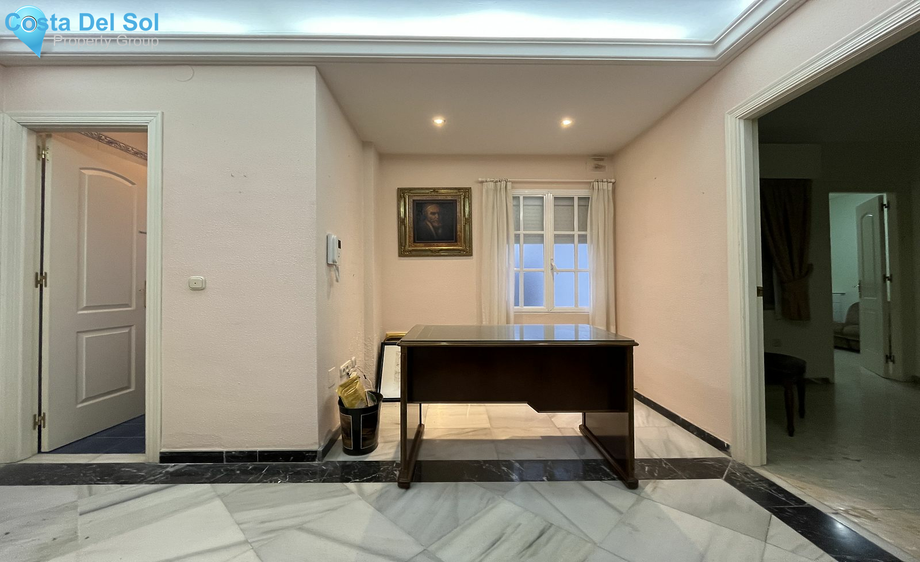 Middle Floor Apartment in Málaga Centro-1212556