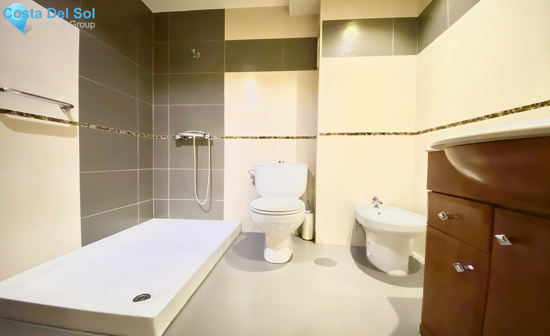Middle Floor Apartment in Málaga-1265985