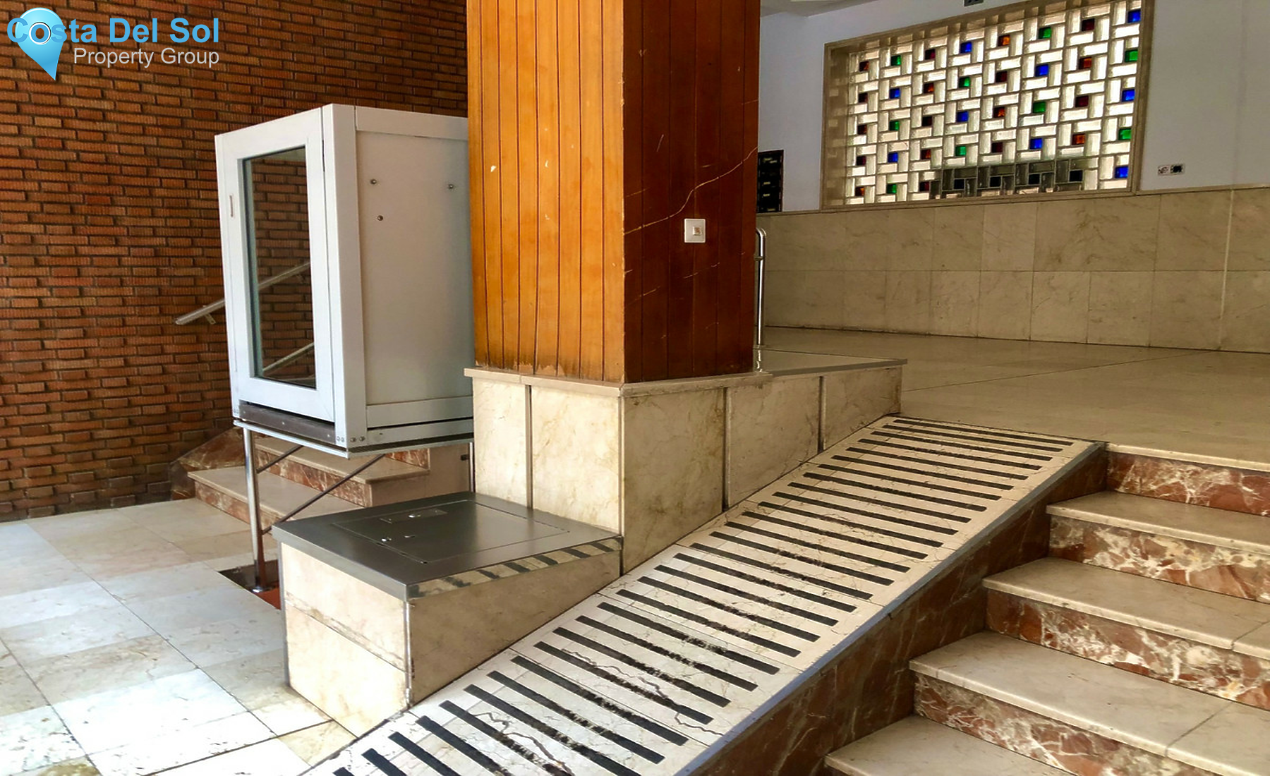 Middle Floor Apartment in Málaga-1295755