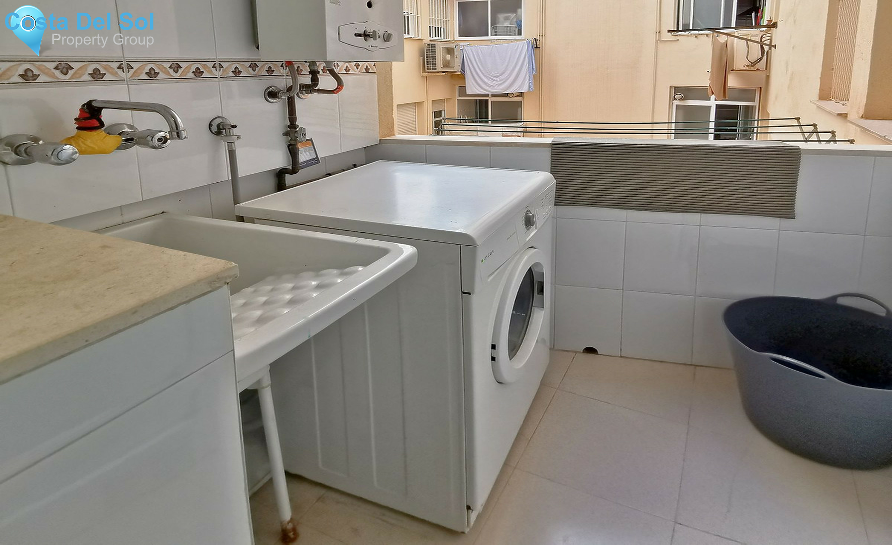 Middle Floor Apartment in Málaga-1362784