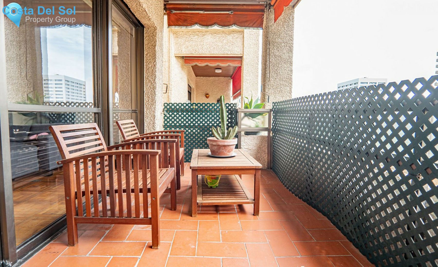 Middle Floor Apartment in Málaga-1453700