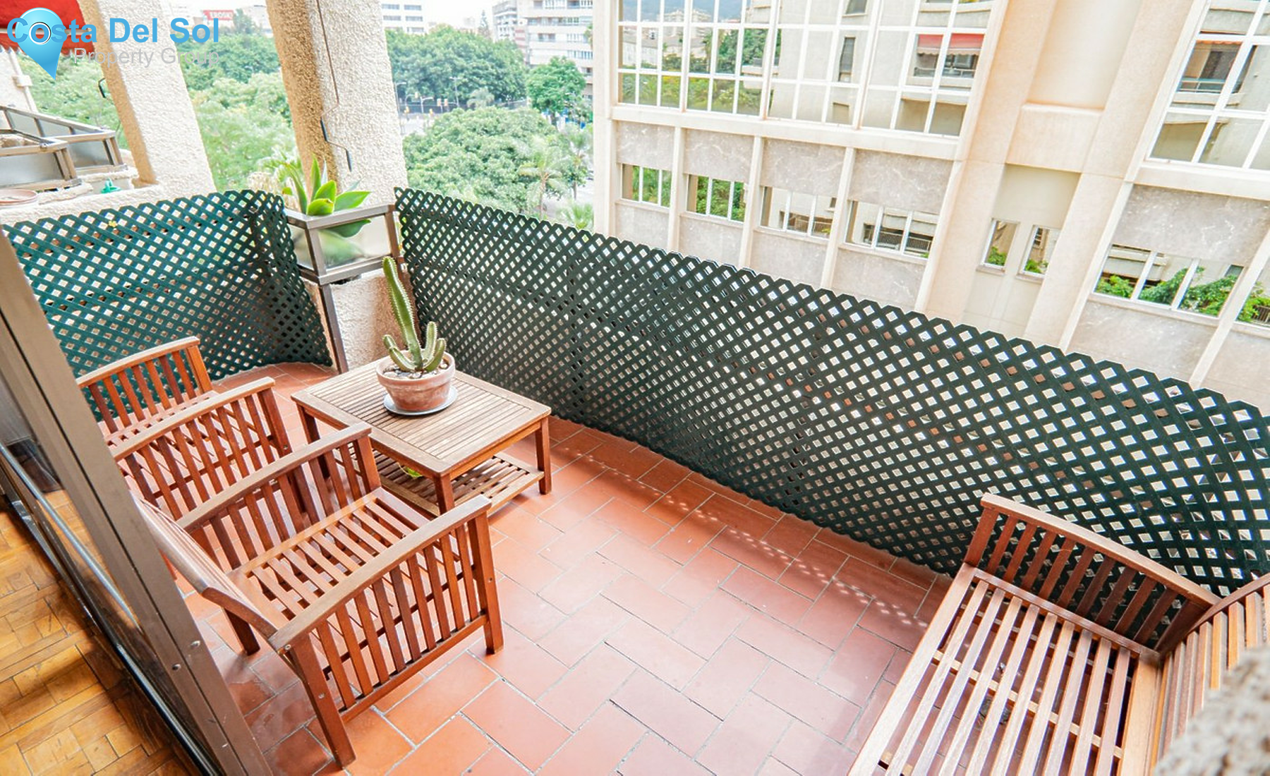 Middle Floor Apartment in Málaga-1453701