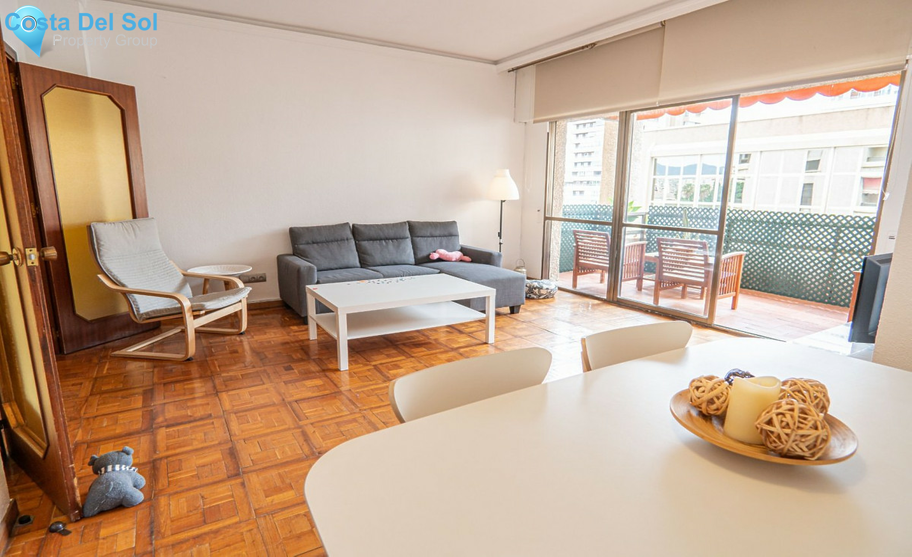 Middle Floor Apartment in Málaga-1453691